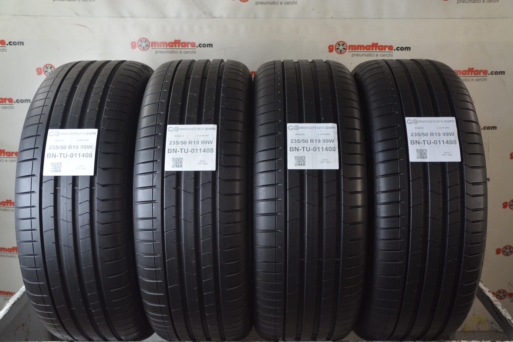 Pirelli P ZERO MO 235/50 R19