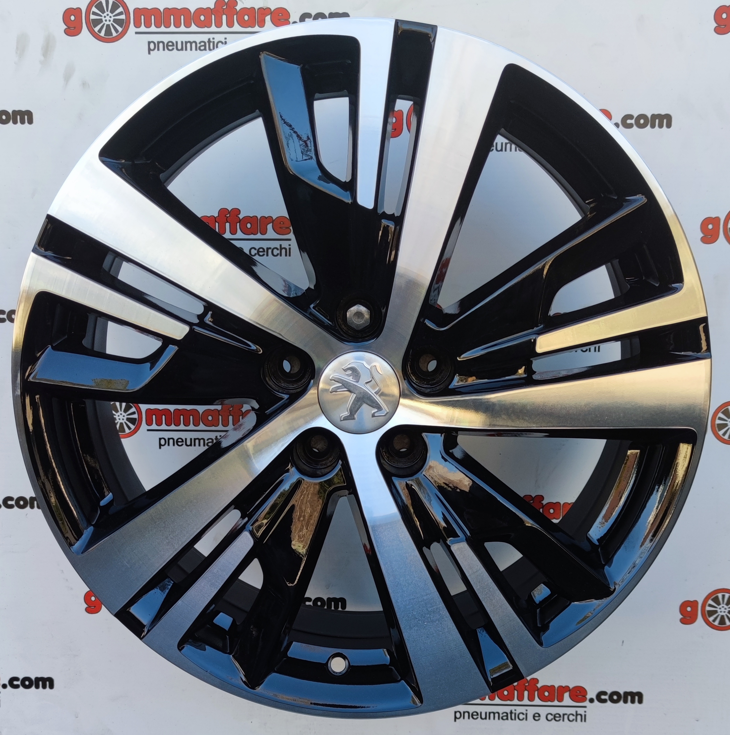 Peugeot 3008 5008 Detroit 9809687377 18"