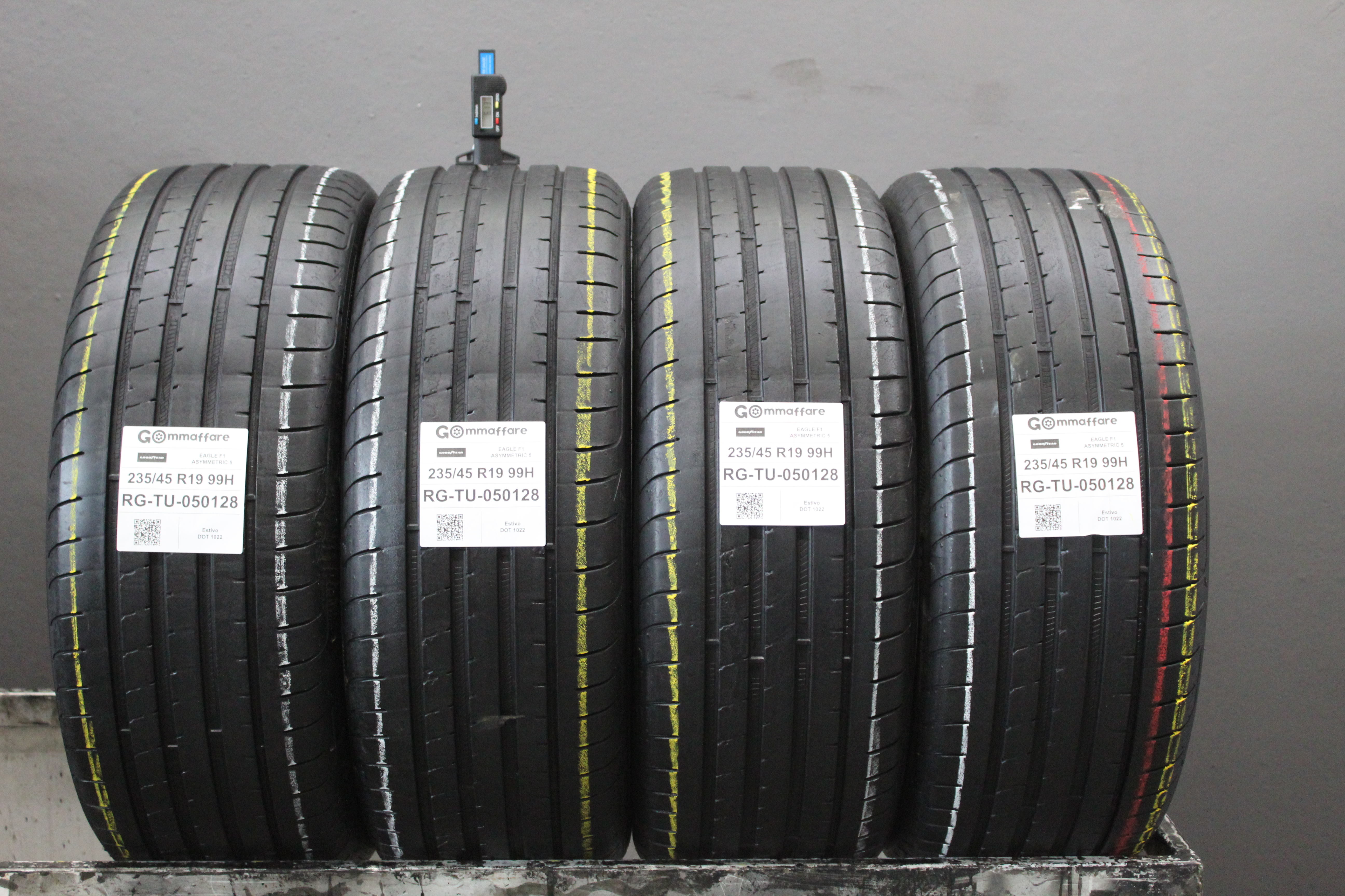 Goodyear EAGLE F1 ASYMMETRIC 5 235/45 R19