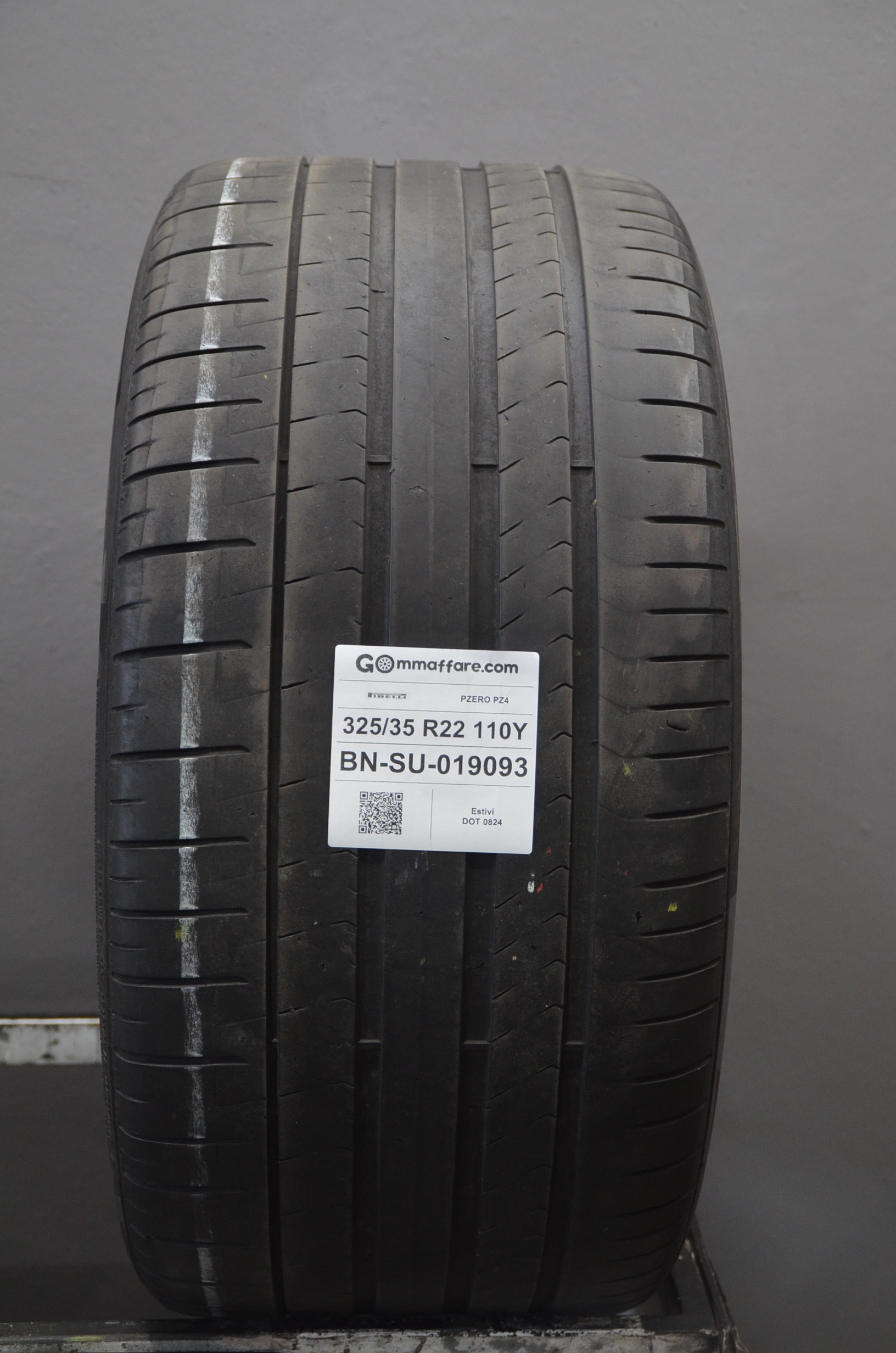 Pirelli PZERO PZ4 325/35 R22