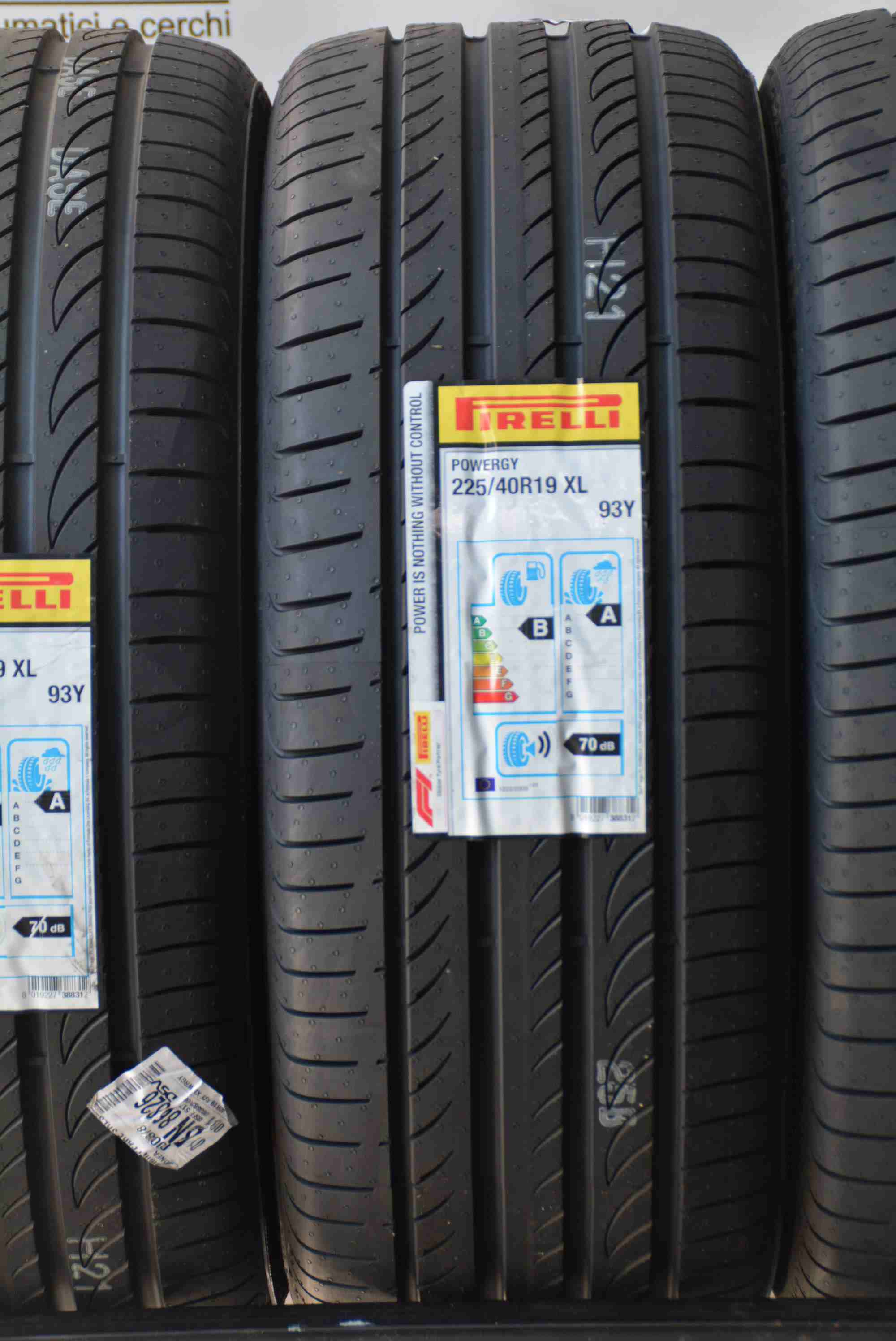 Pirelli Powergy XL 225/40 R19