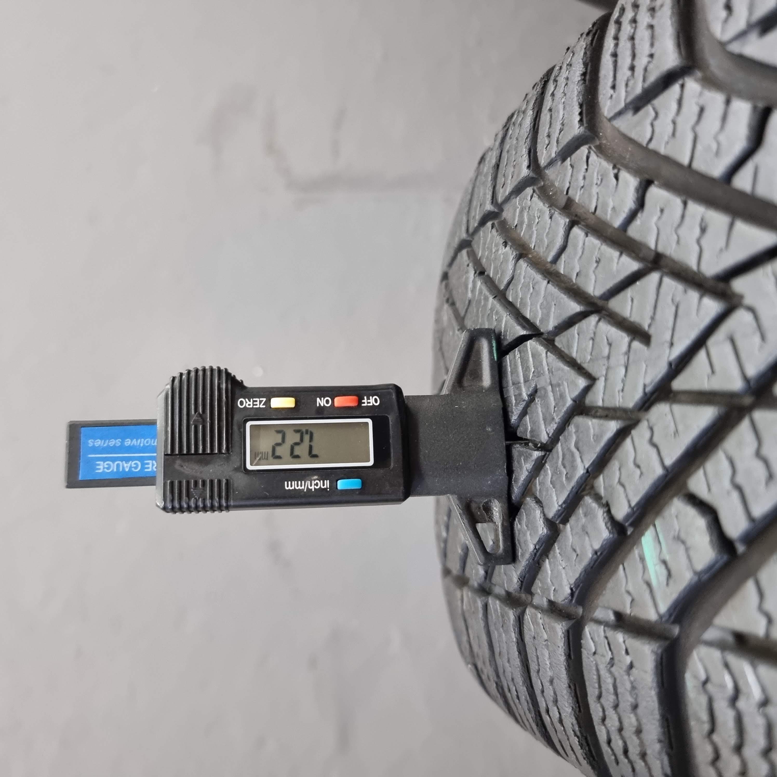 Pirelli WINTER CINTURATO 2 215/60 R16