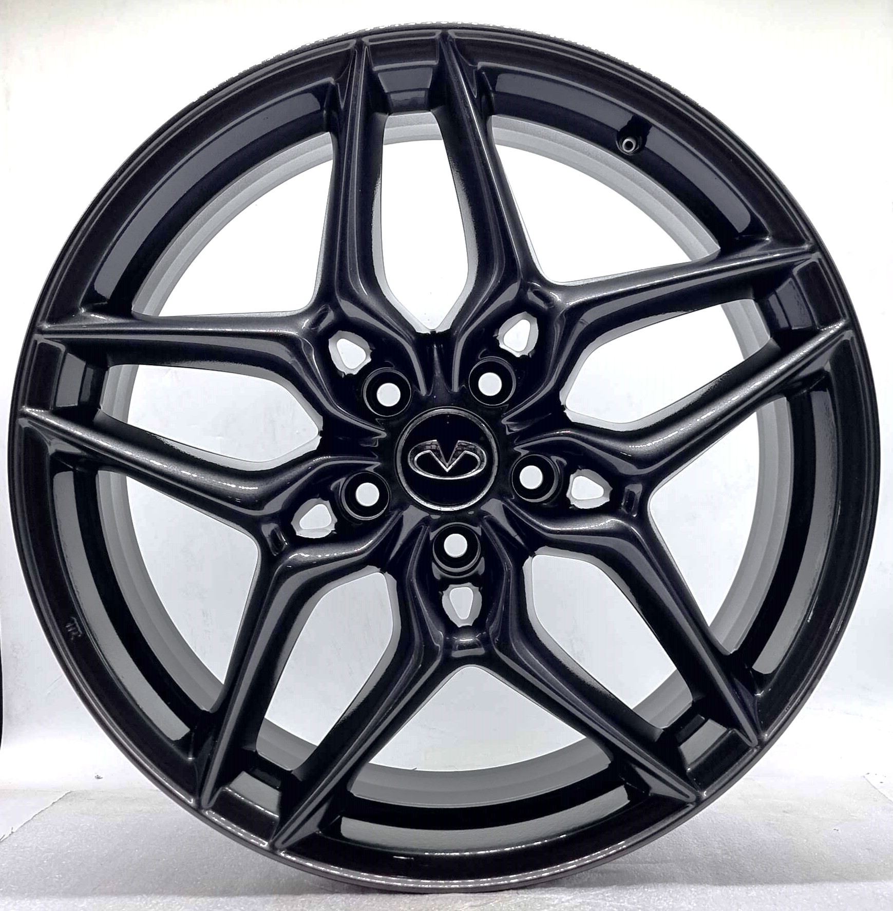 Infinity QX30 - 5DA9A 19"