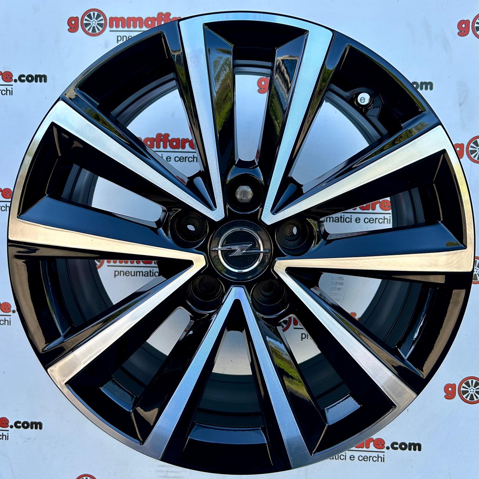 Opel Astra 2023 Grandland 16"