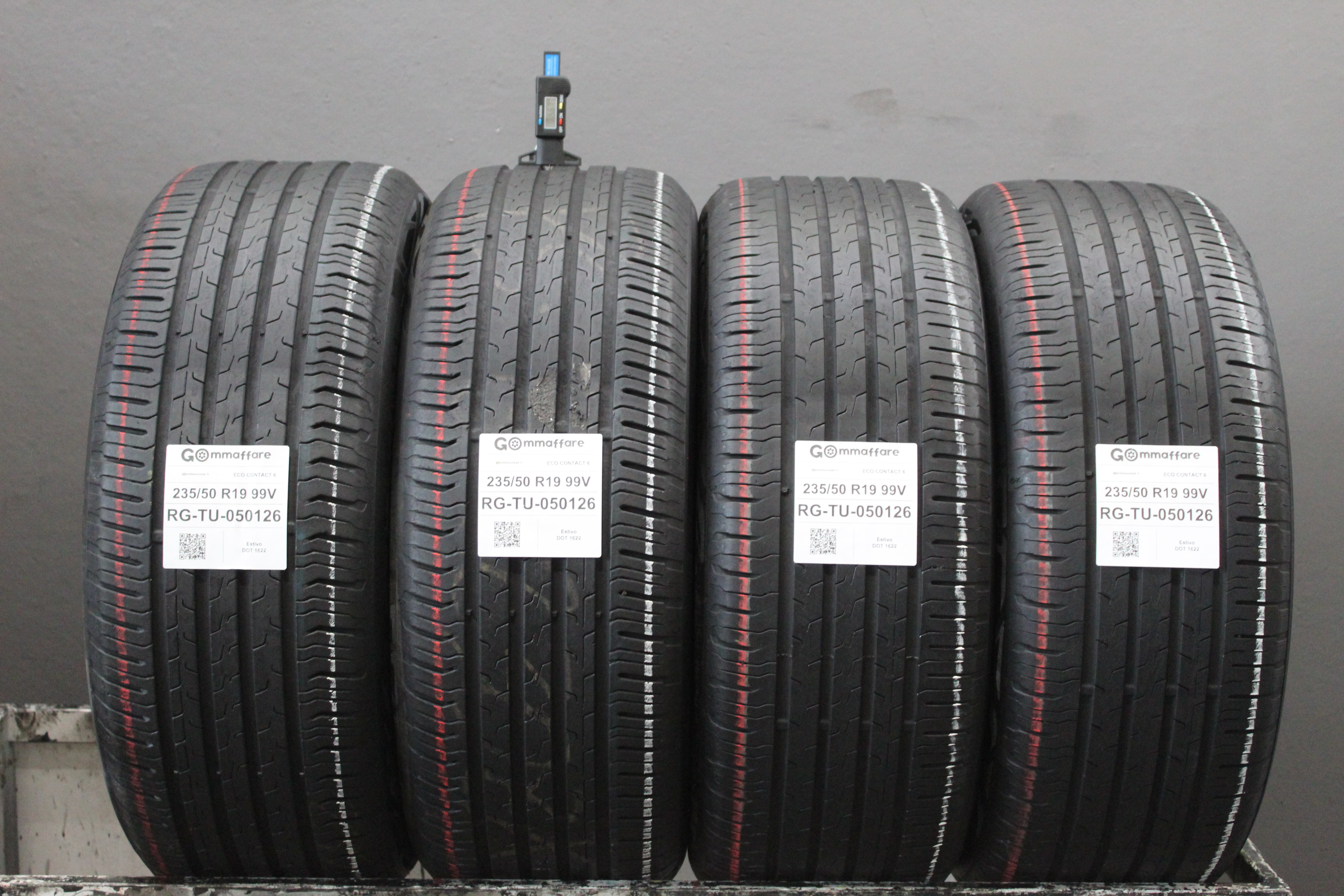 Continental ECO CONTACT 6 235/50 R19