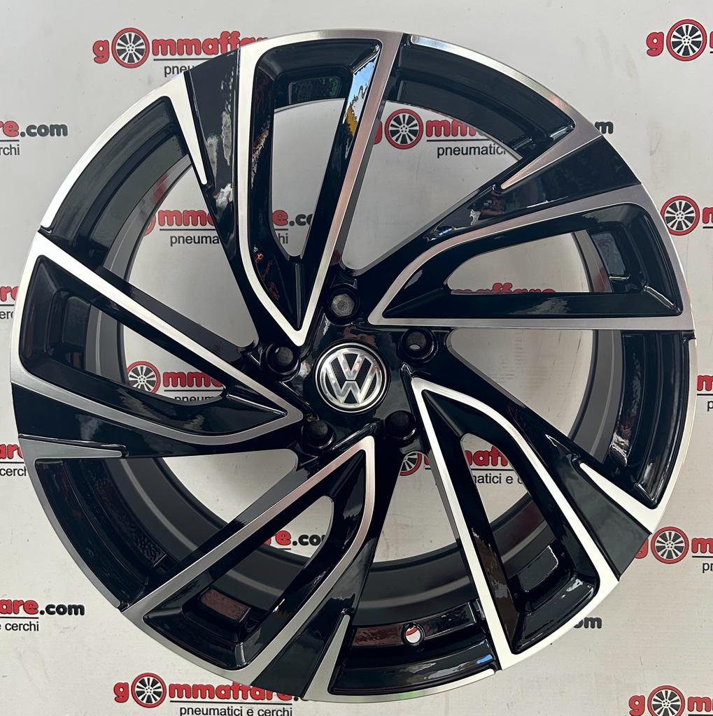 Inovit VOLKSWAGEN Adelaide GOLF 18"