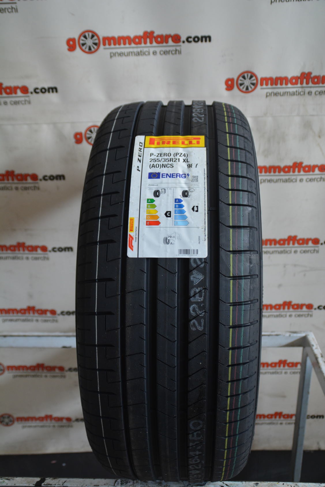 Pirelli P-ZERO PZ4  (AO) NCS XL 255/35 R21