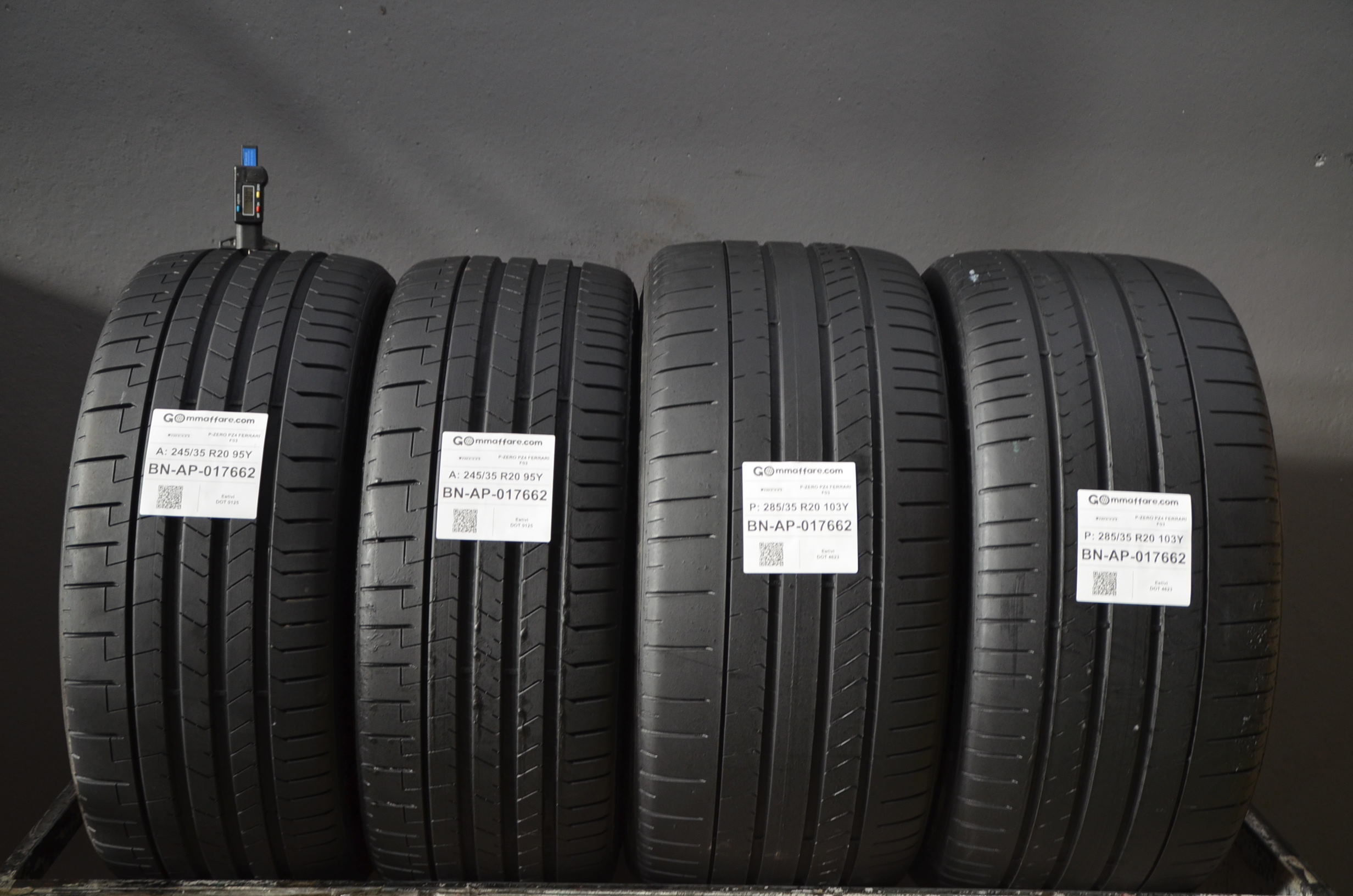Pirelli P-ZERO PZ4 FERRARI F03 245/35 R20