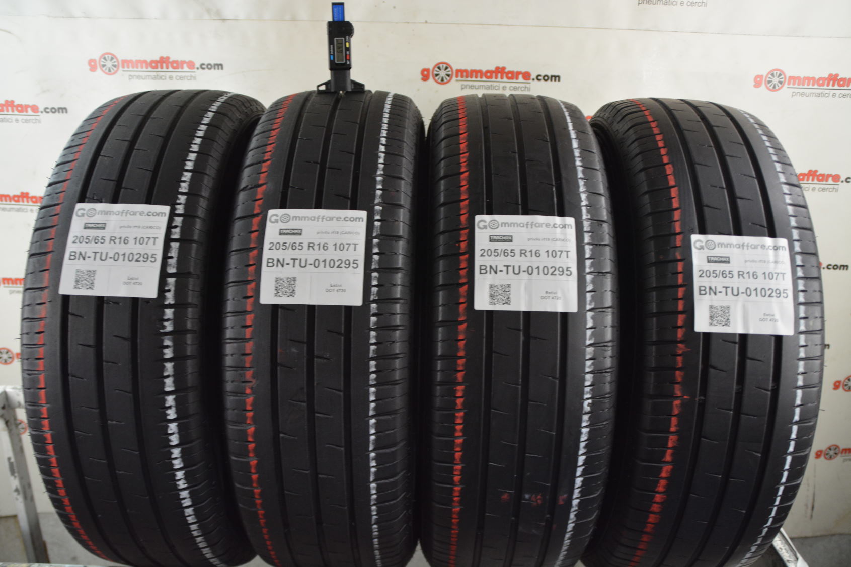 Tracmax privilo rf19 (CARICO) 205/65 R16