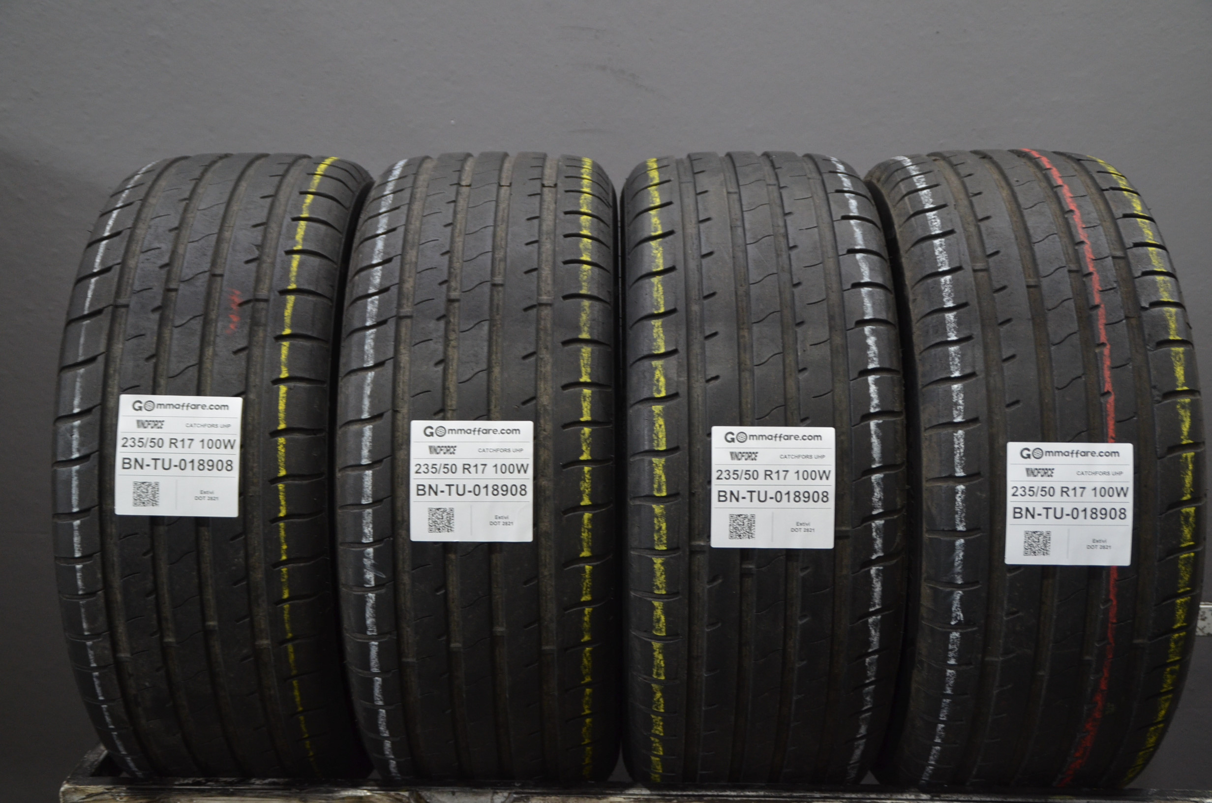 Windforce CATCHFORS UHP 235/50 R17