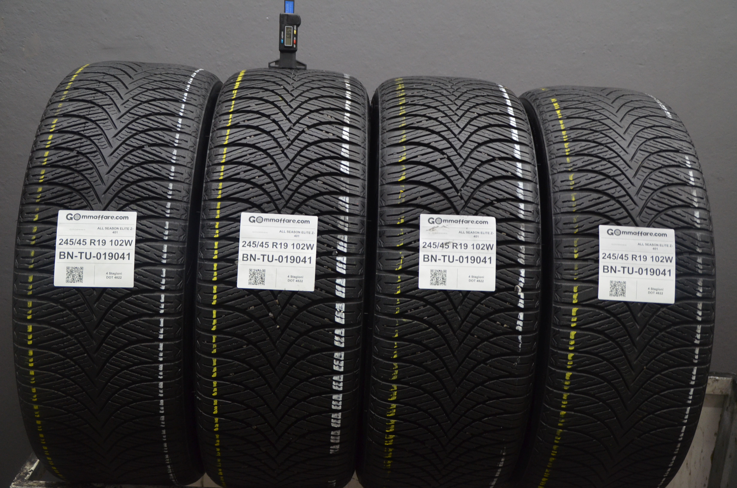 Goodride ALL SEASON ELITE  Z-401 245/45 R19