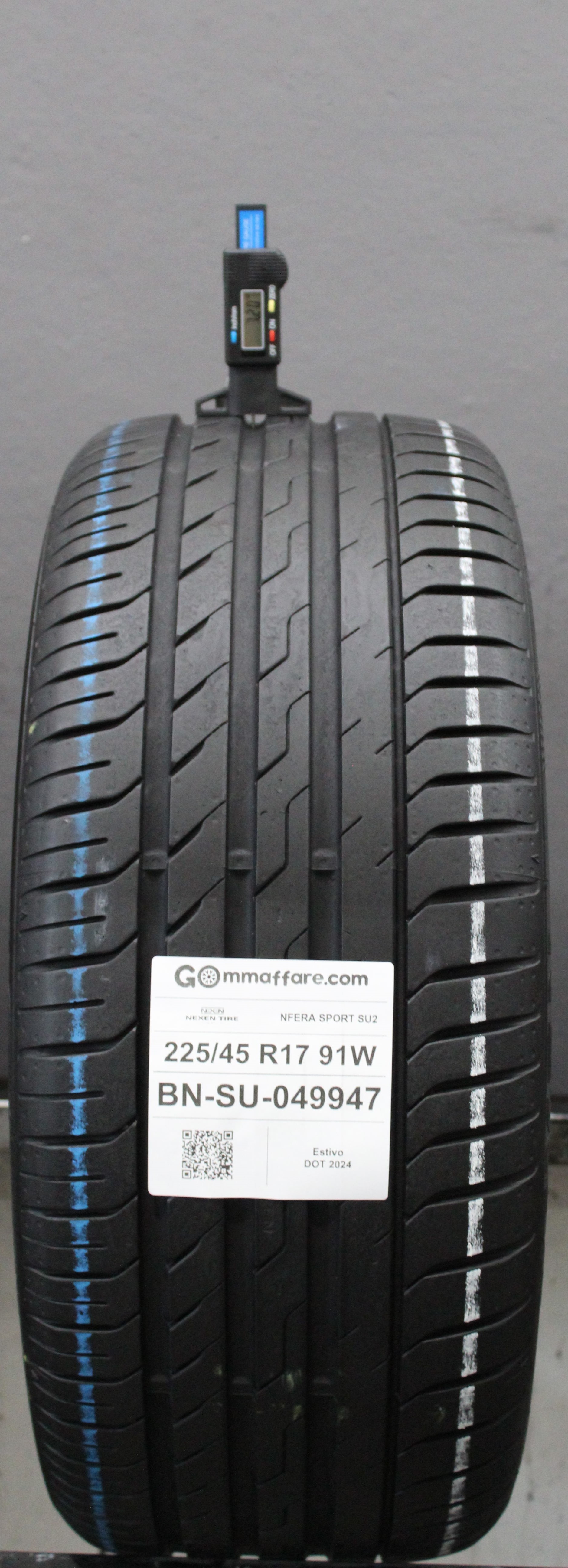 Nexen Tire NFERA SPORT SU2 225/45 R17