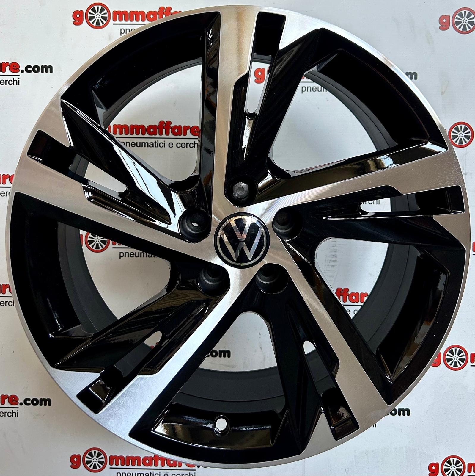 Volkswagen T-cross TAIGO 2G7601025E