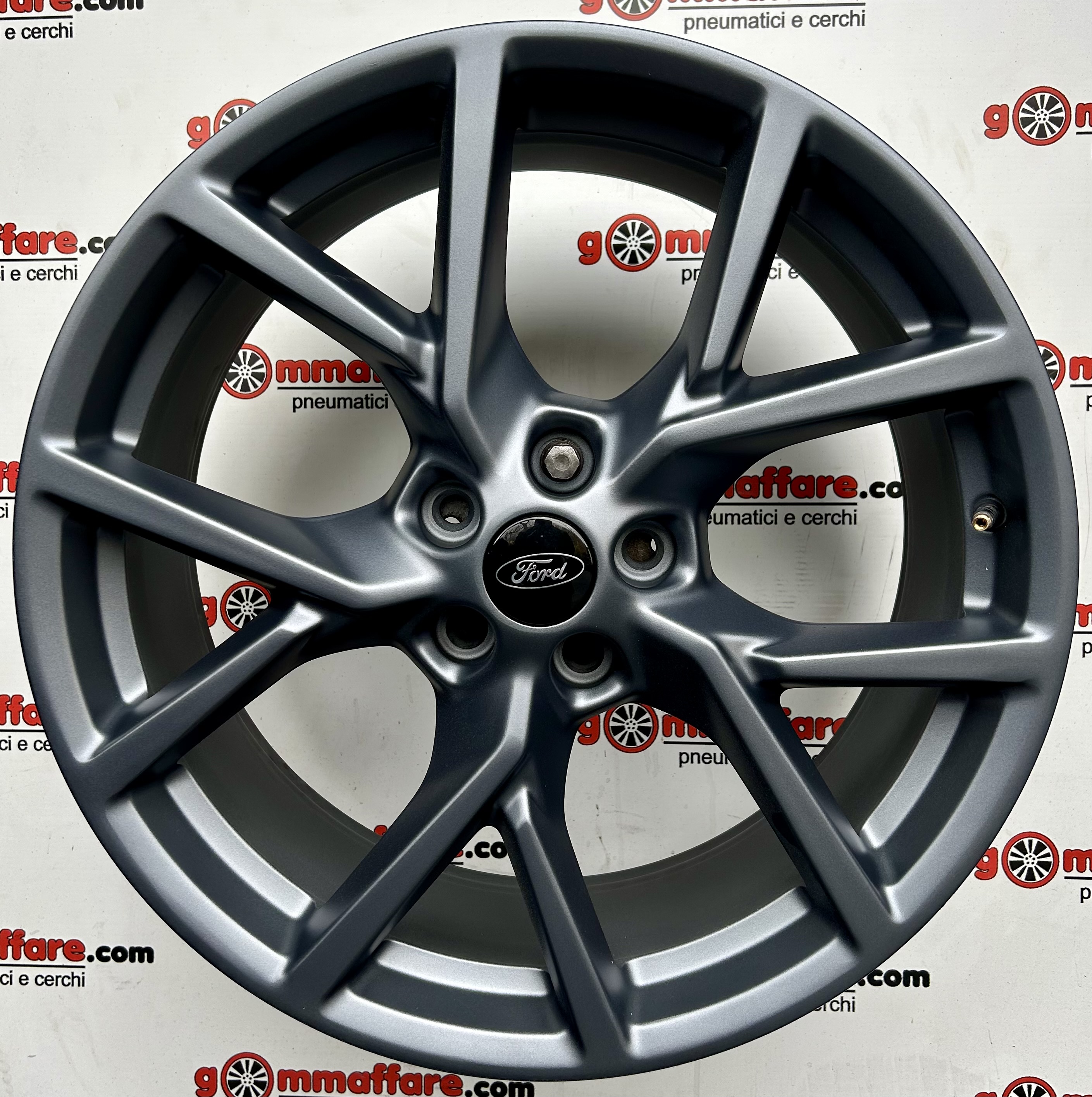 Ford FOCUS ST MAGNETITE 19"