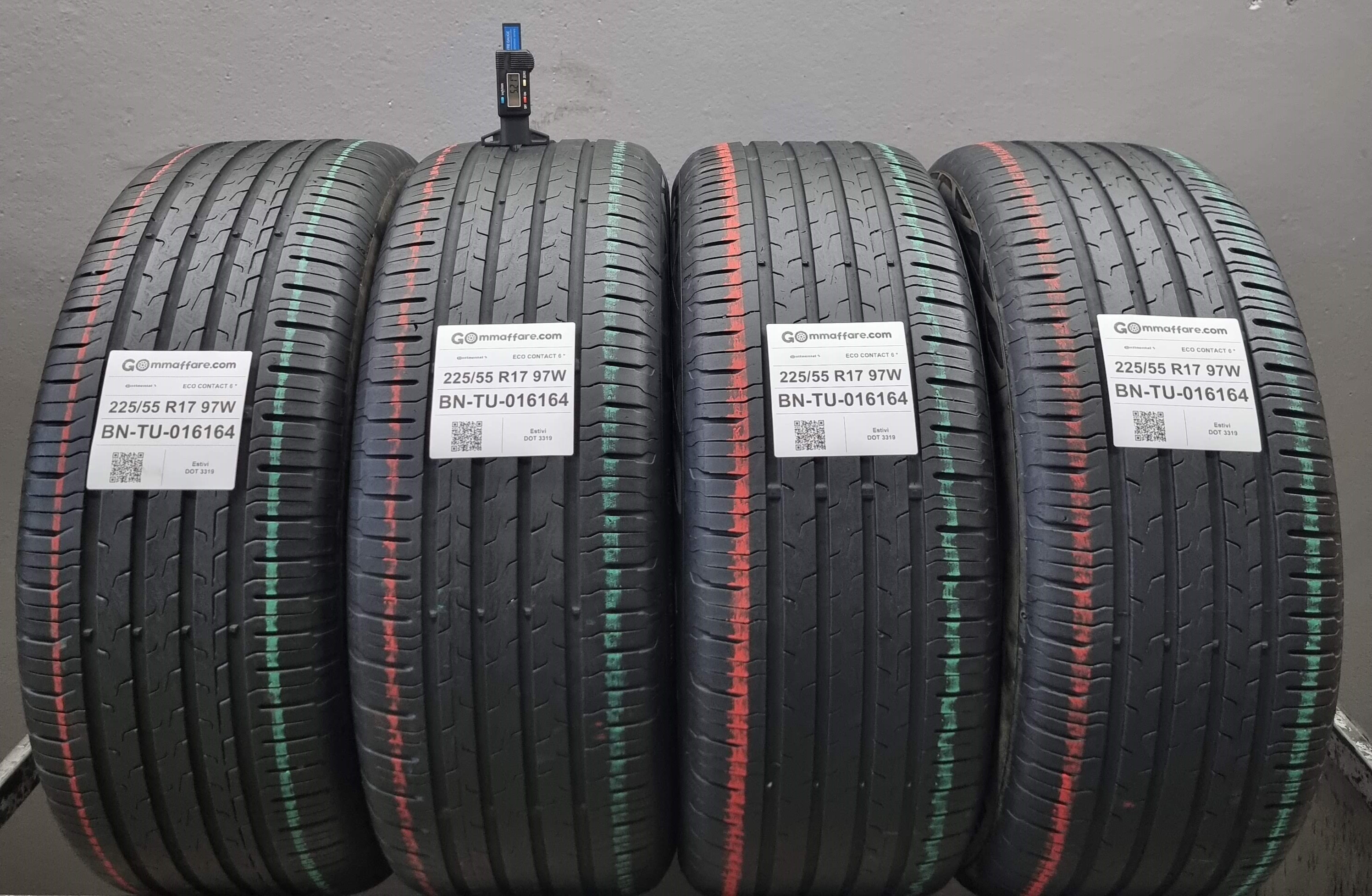 Continental ECO CONTACT 6 * 225/55 R17