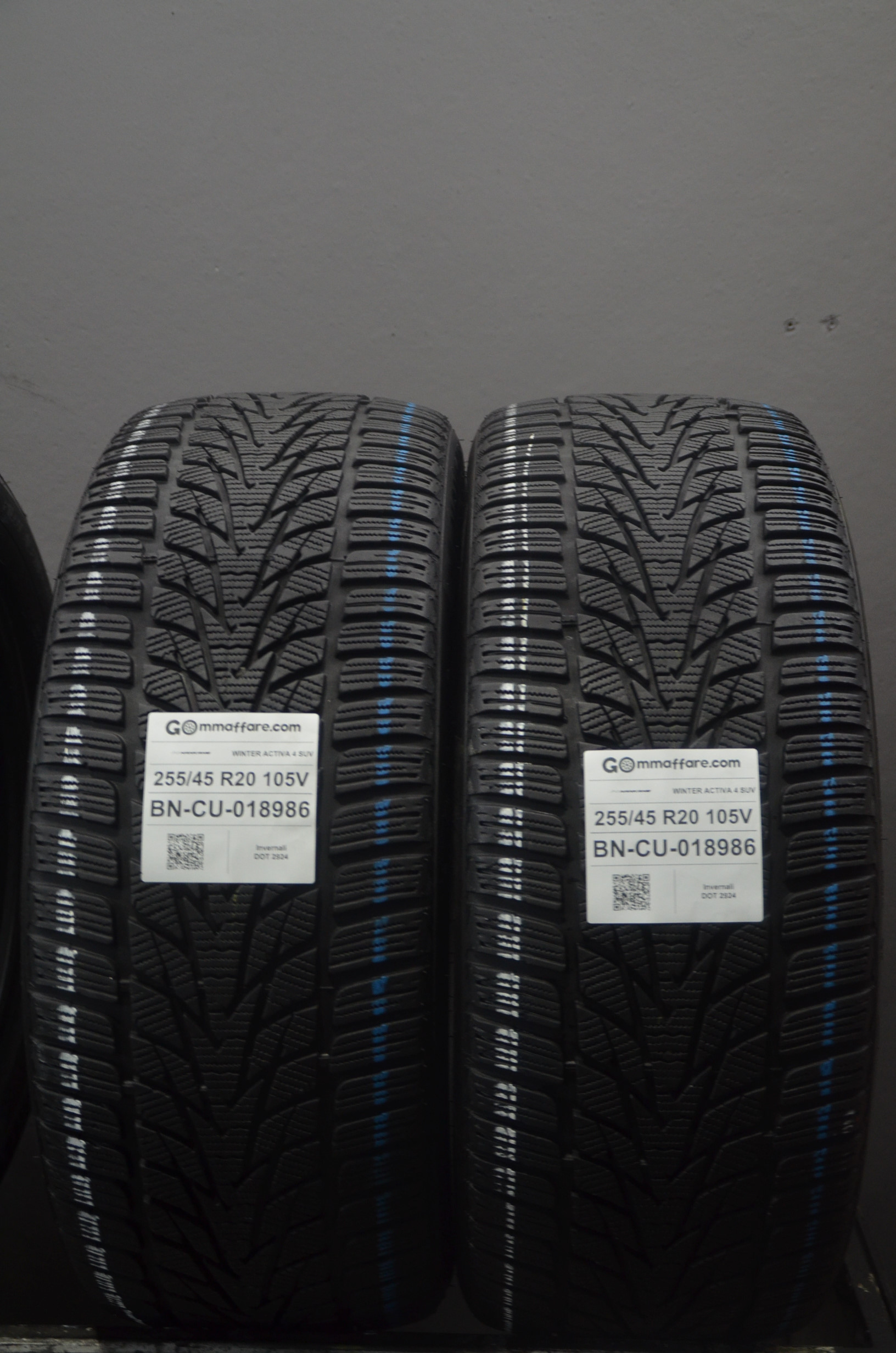 Nankang WINTER ACTIVA 4 SUV 255/45 R20