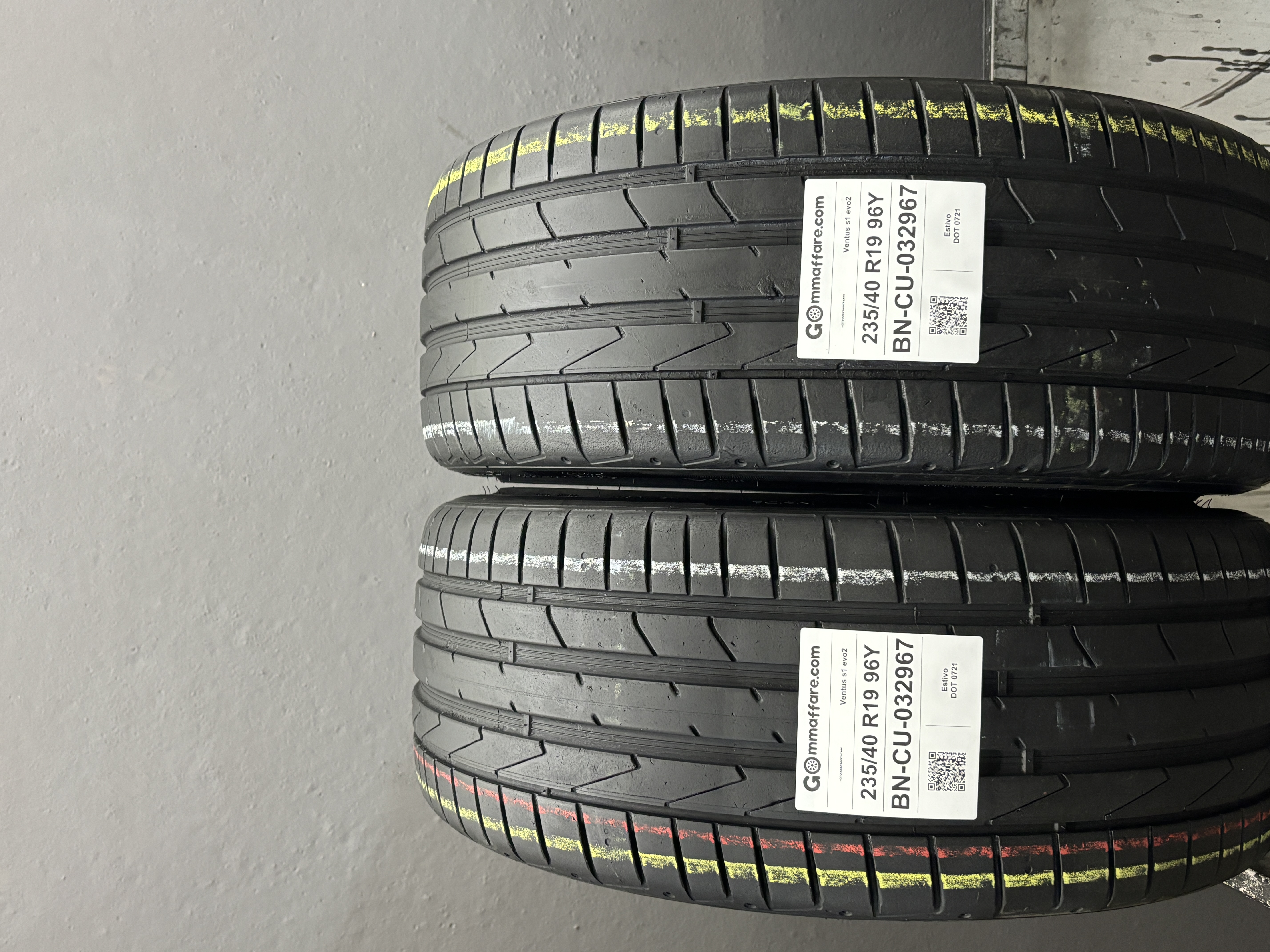 Hankook Ventus s1 evo2 235/40 R19