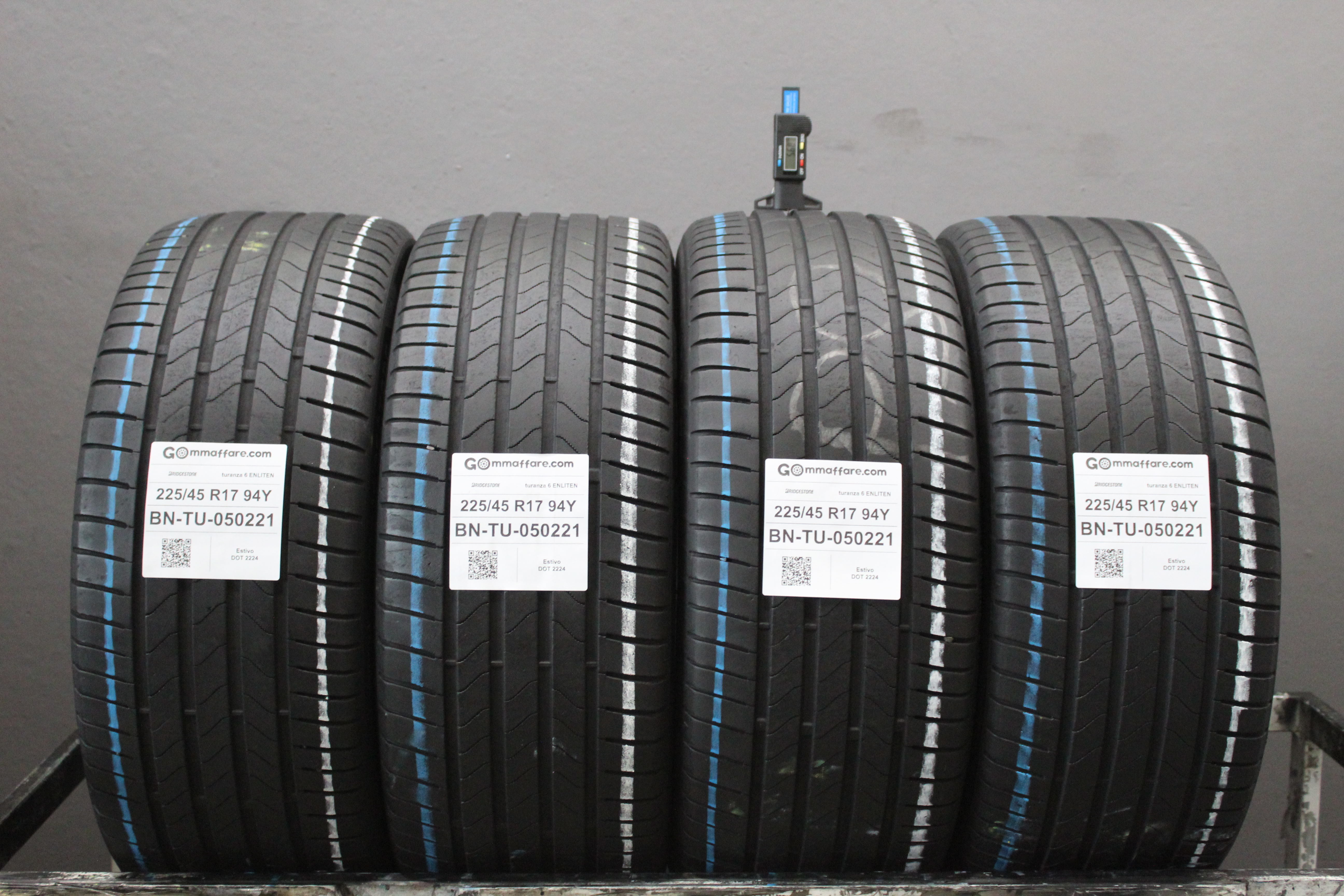 Bridgestone turanza 6 ENLITEN 225/45 R17