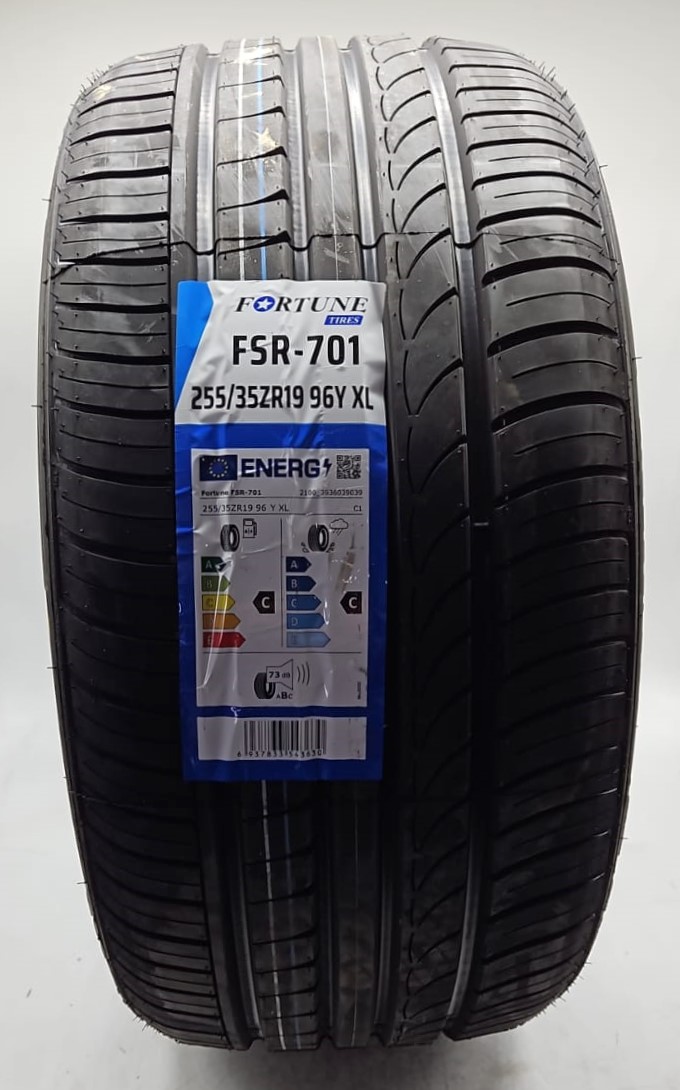 Fortune FSR 701 XL 255/35 R19