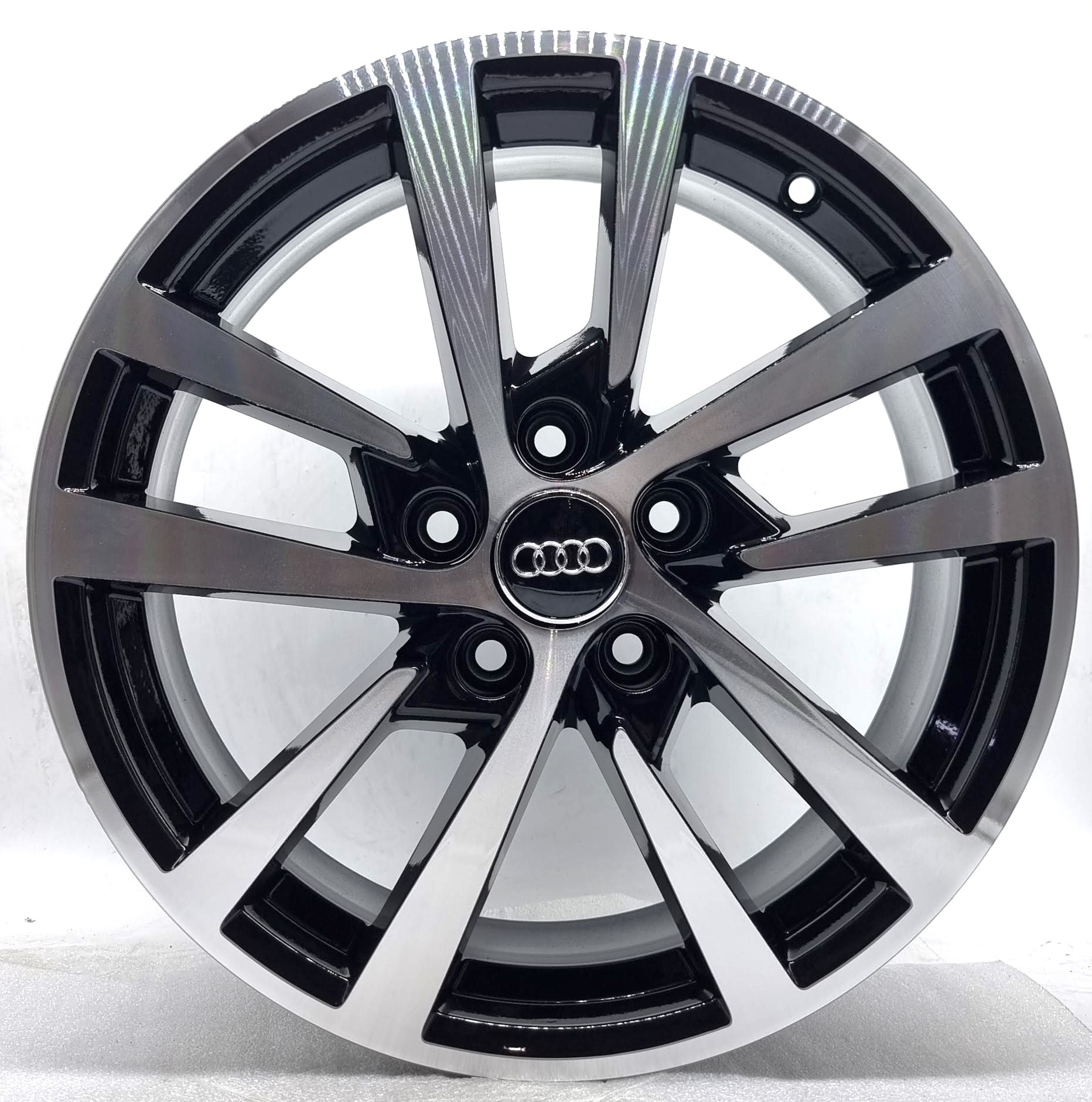 Audi A3 Q2 Q3 S3 - 8V0601025CS