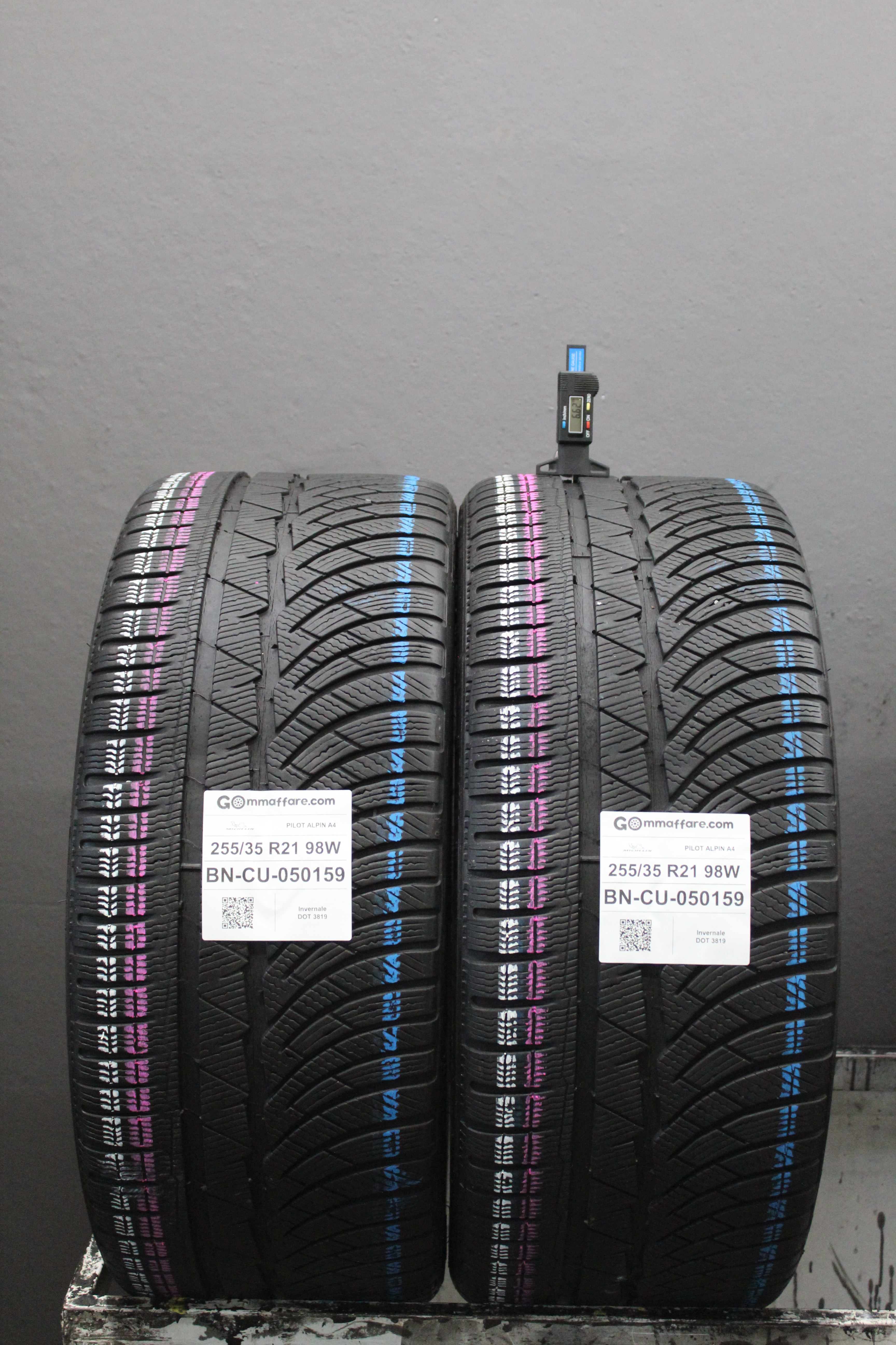 Michelin PILOT ALPIN A4 255/35 R21