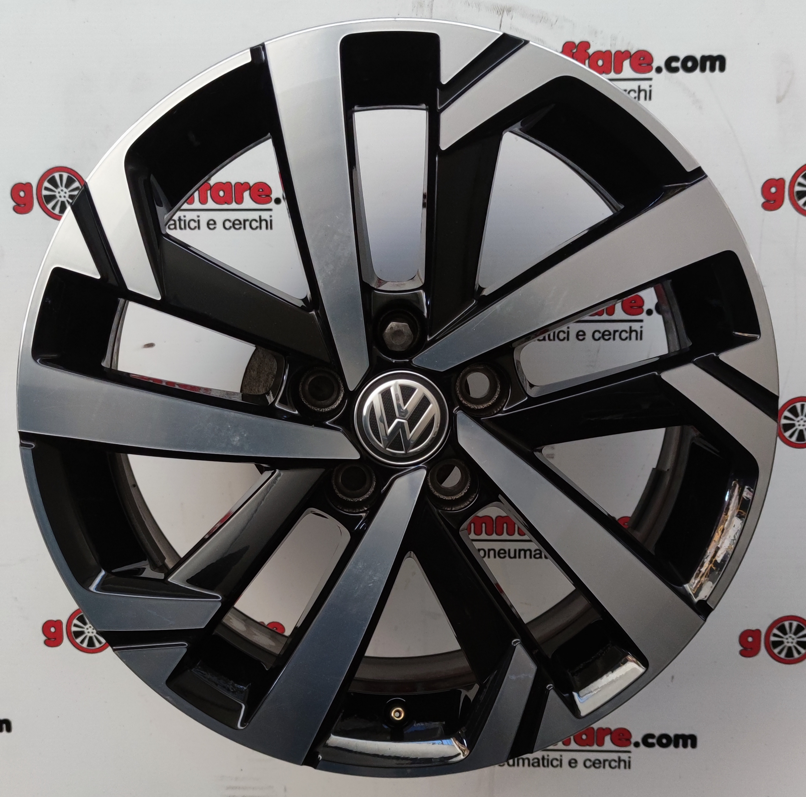 Volkswagen Polo - 2G0601025T 16"