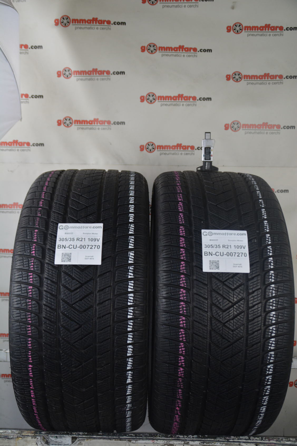 Pirelli Scorpion Winter 305/35 R21