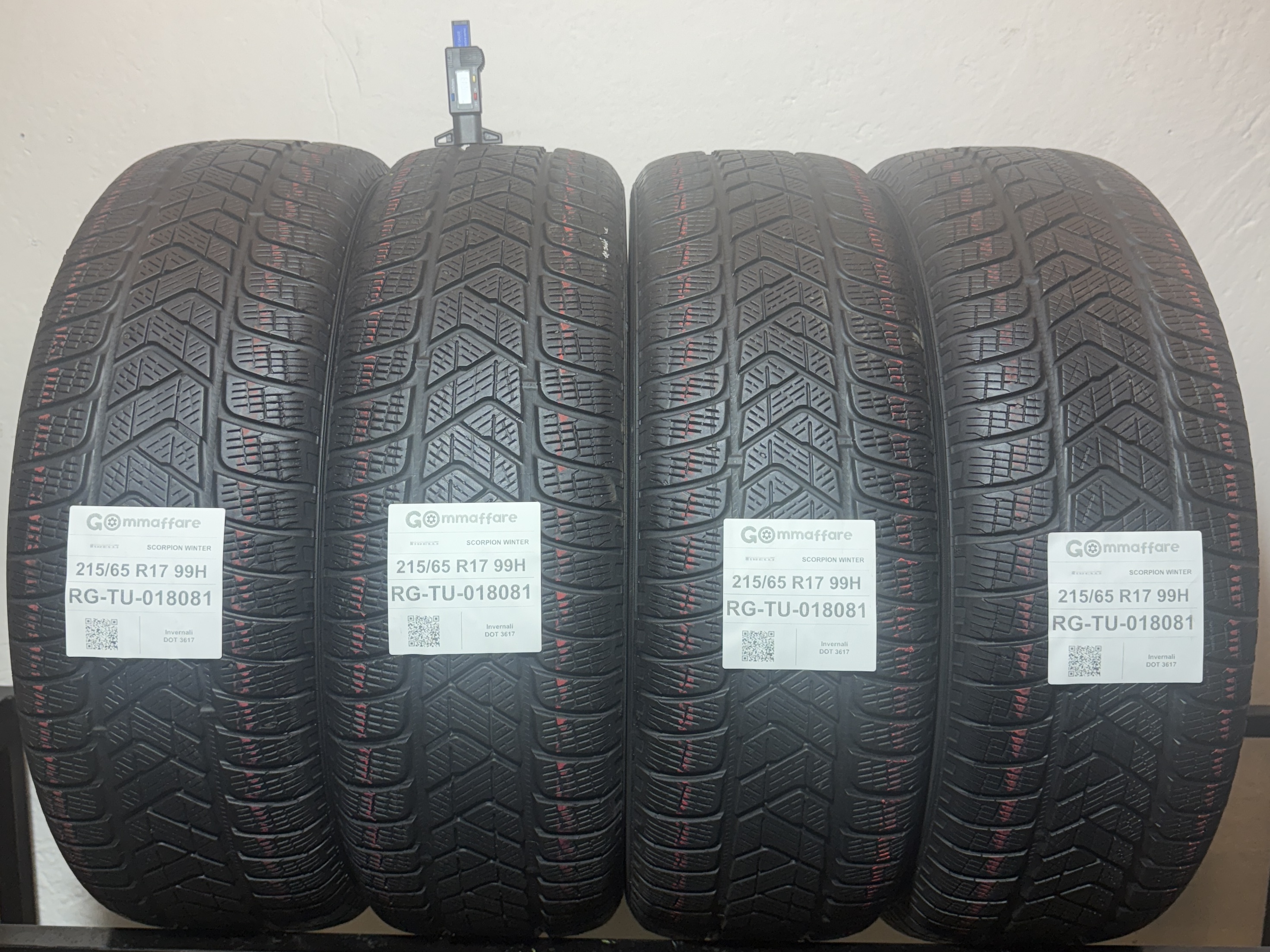 Pirelli SCORPION WINTER 215/65 R17