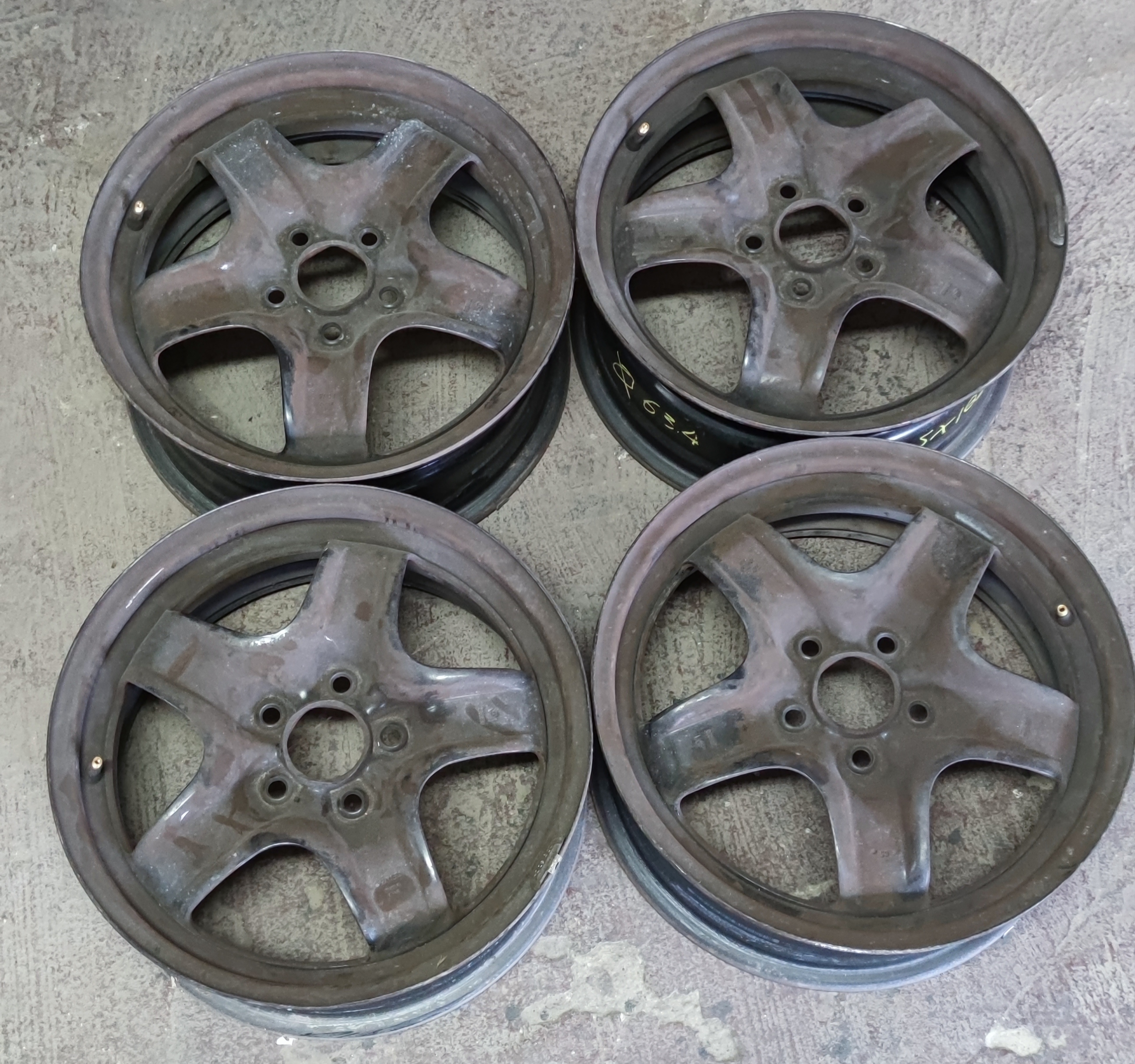 Ford focus 16"