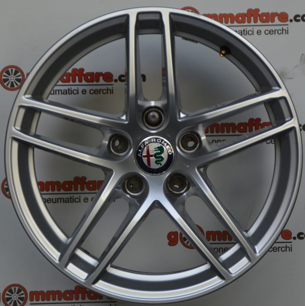 Alfa Romeo GIULIA - 156107467