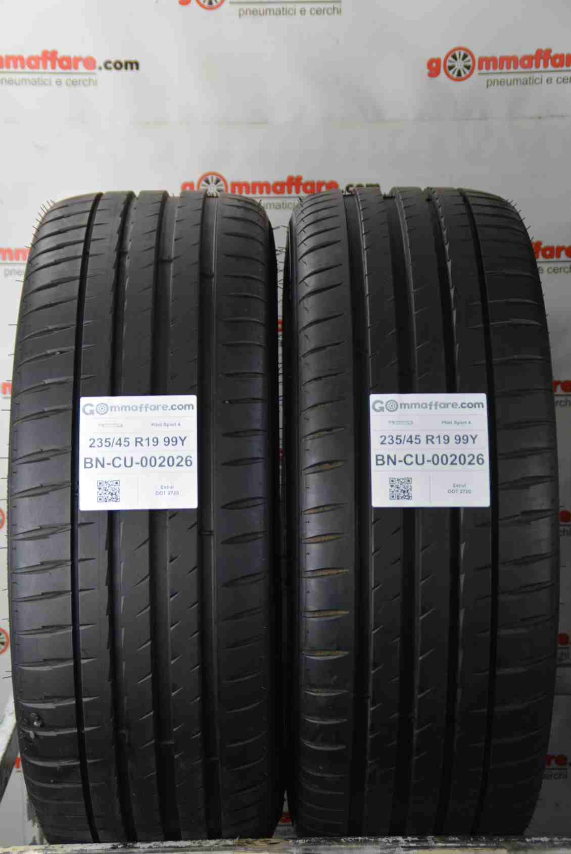 Michelin Pilot Sport 4 235/45 R19