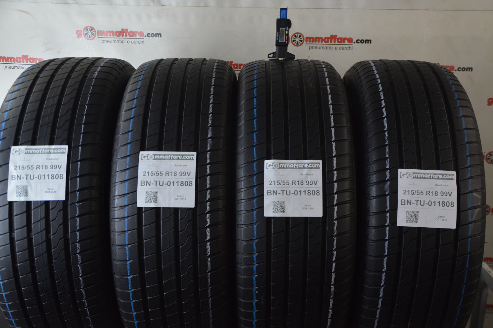 Firestone Roadhawk 215/55 R18