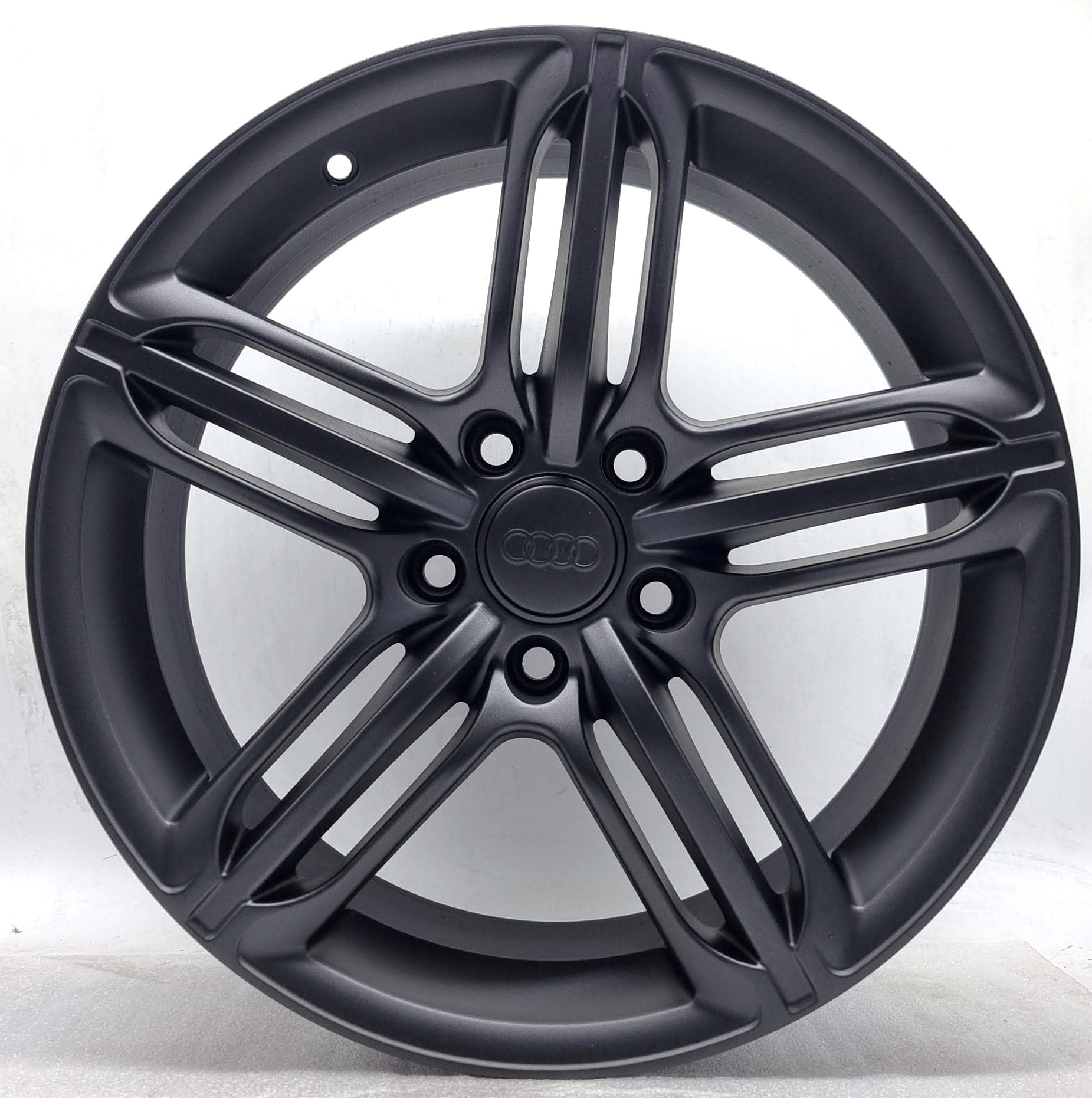 Gommaffare AUDI A4 A5 A6 Q5 17"