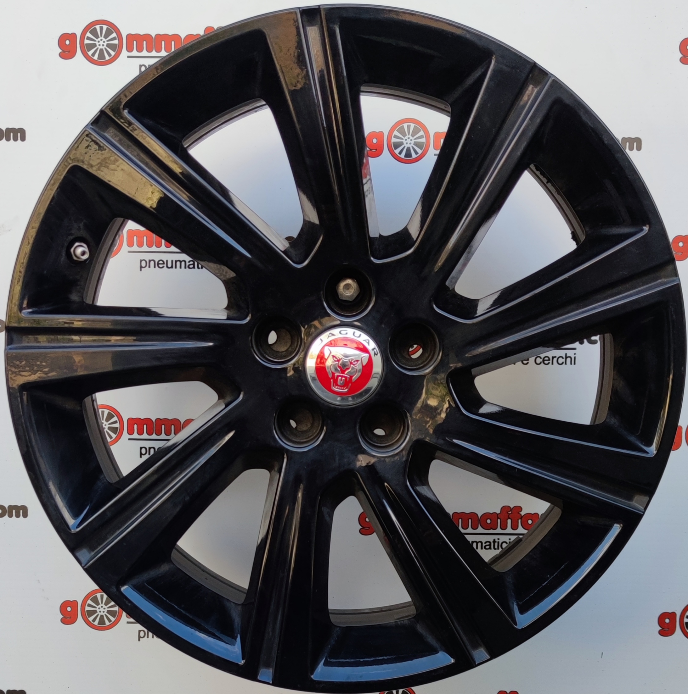 Jaguar E-PACE XF XFL - 82762J9C3BA 18"