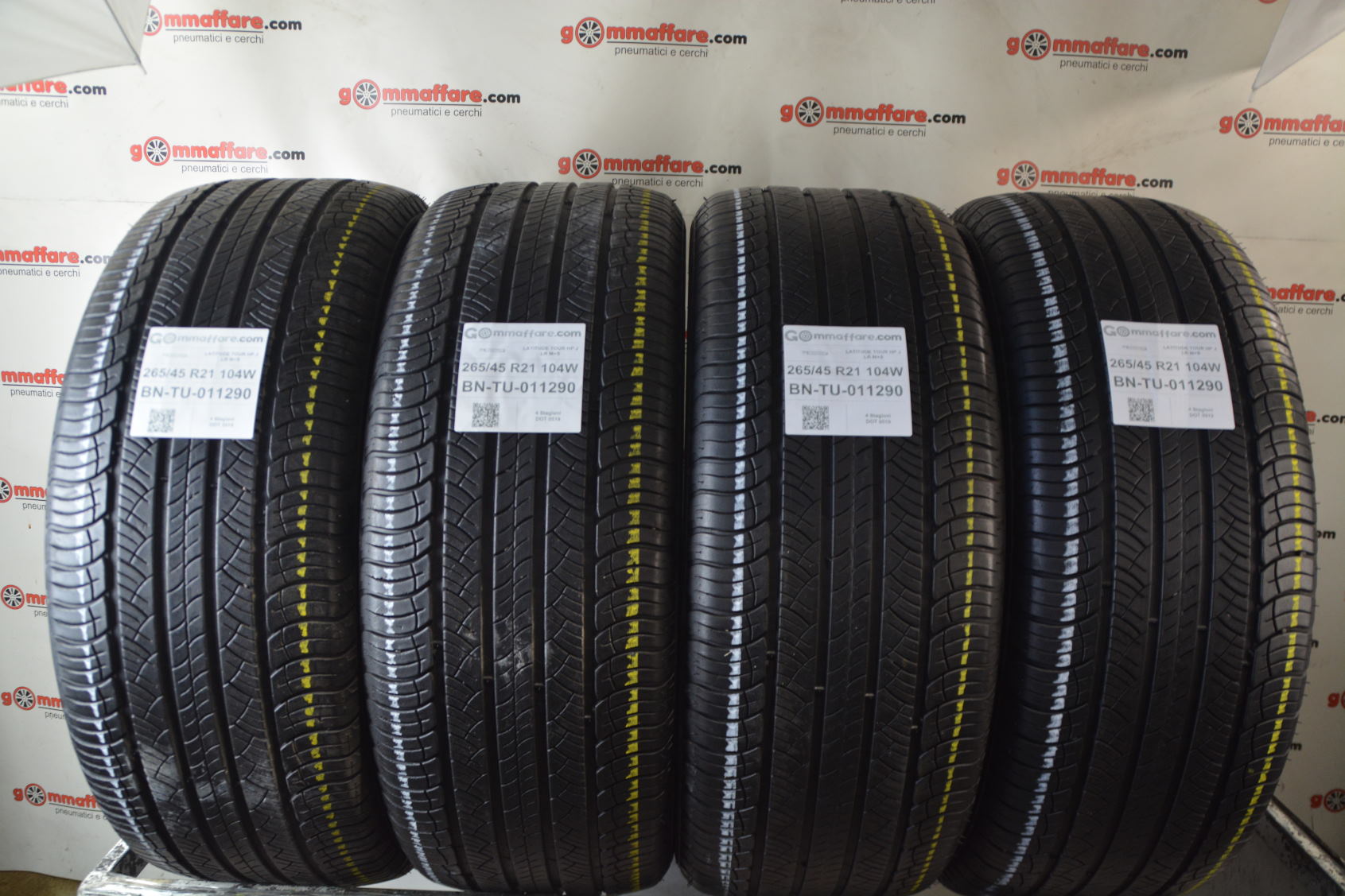 Michelin LATITUDE TOUR HP J LR M+S 265/45 R21