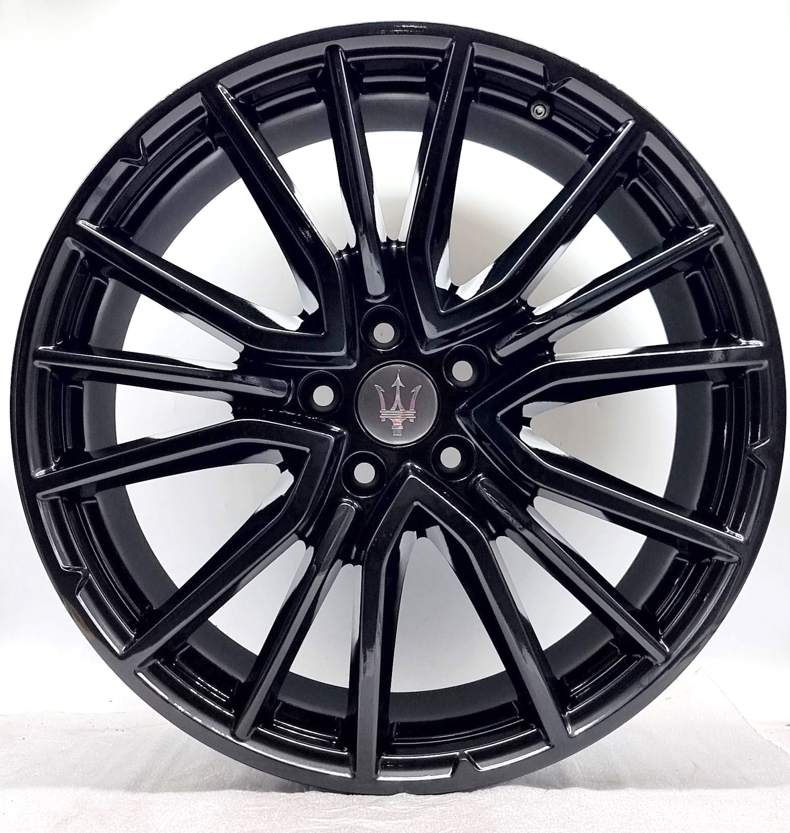 Maserati GRECALE - 670138236