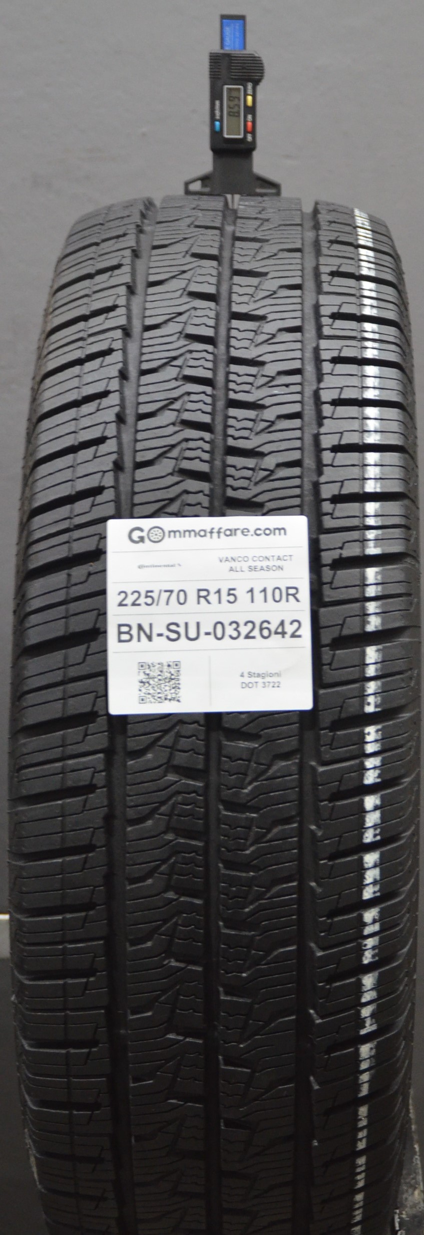 Continental VANCO CONTACT ALL SEASON 225/70 R15