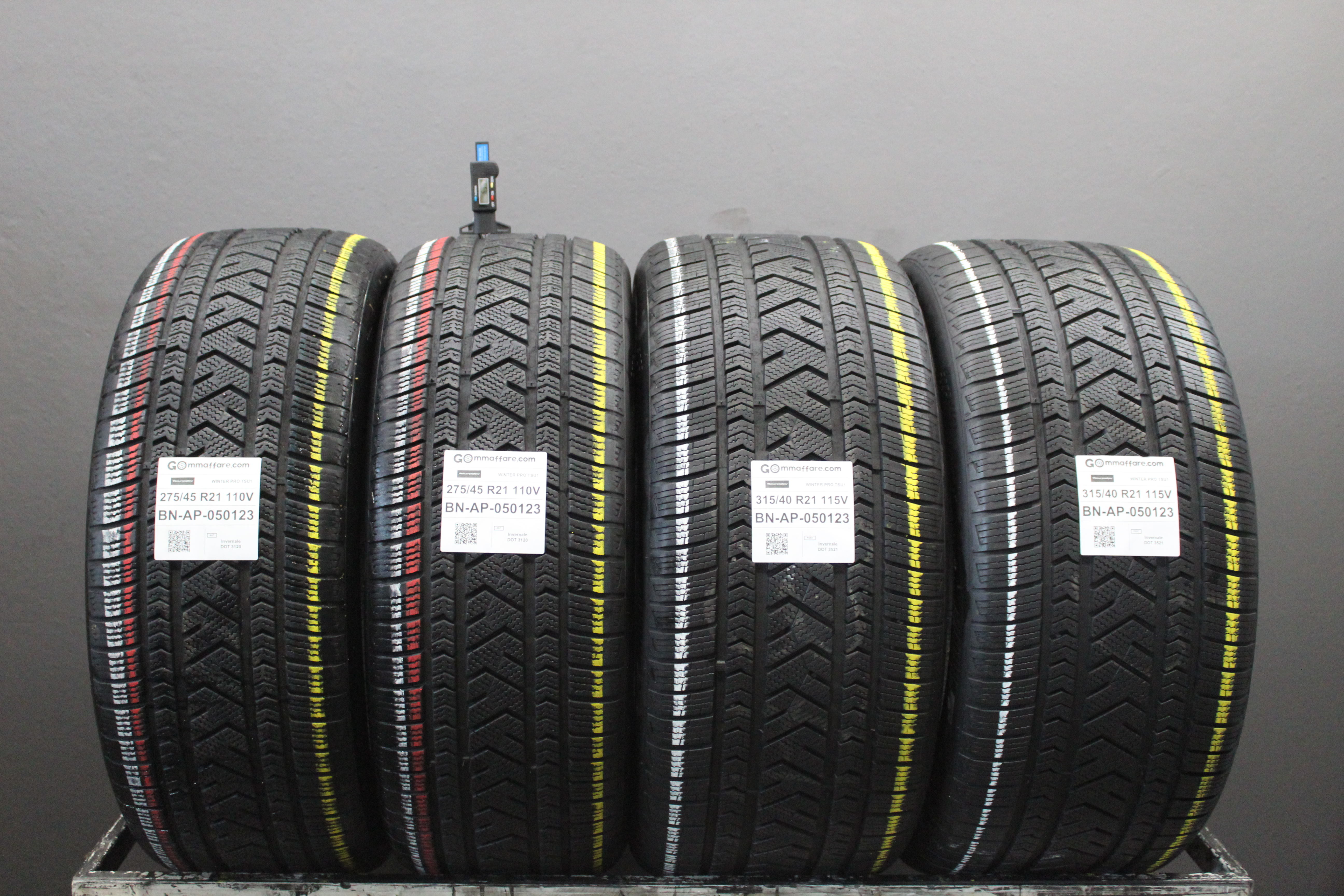 Tourador Tyres WINTER PRO TSU1 275/45 R21