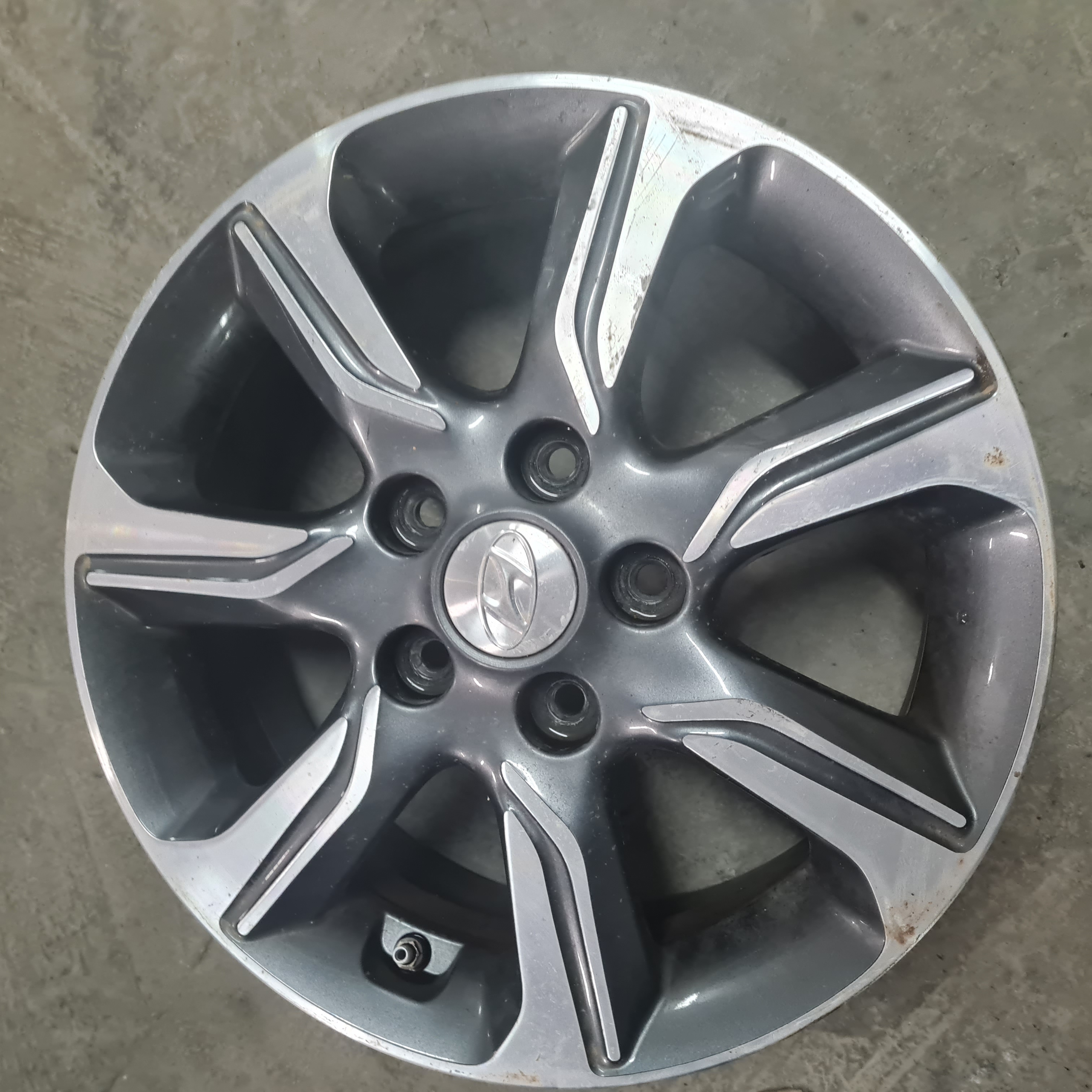 Hyundai IX20  52910-1K650 16"