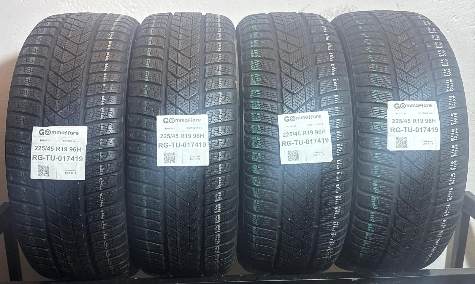 Pirelli SOTTOZERO 3 225/45 R19