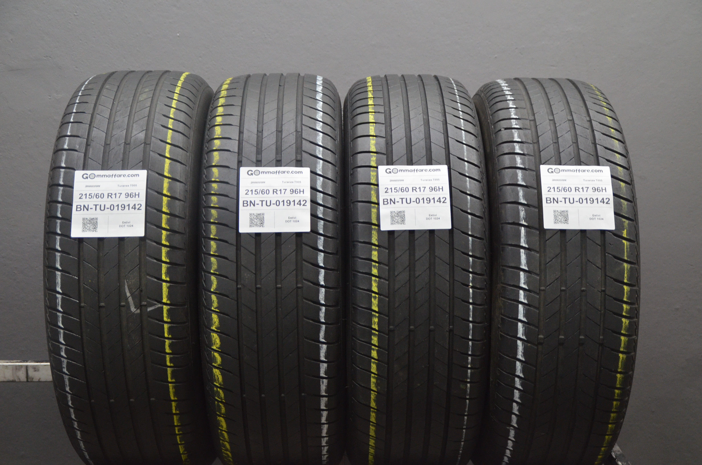 Bridgestone Turanza T005 215/60 R17