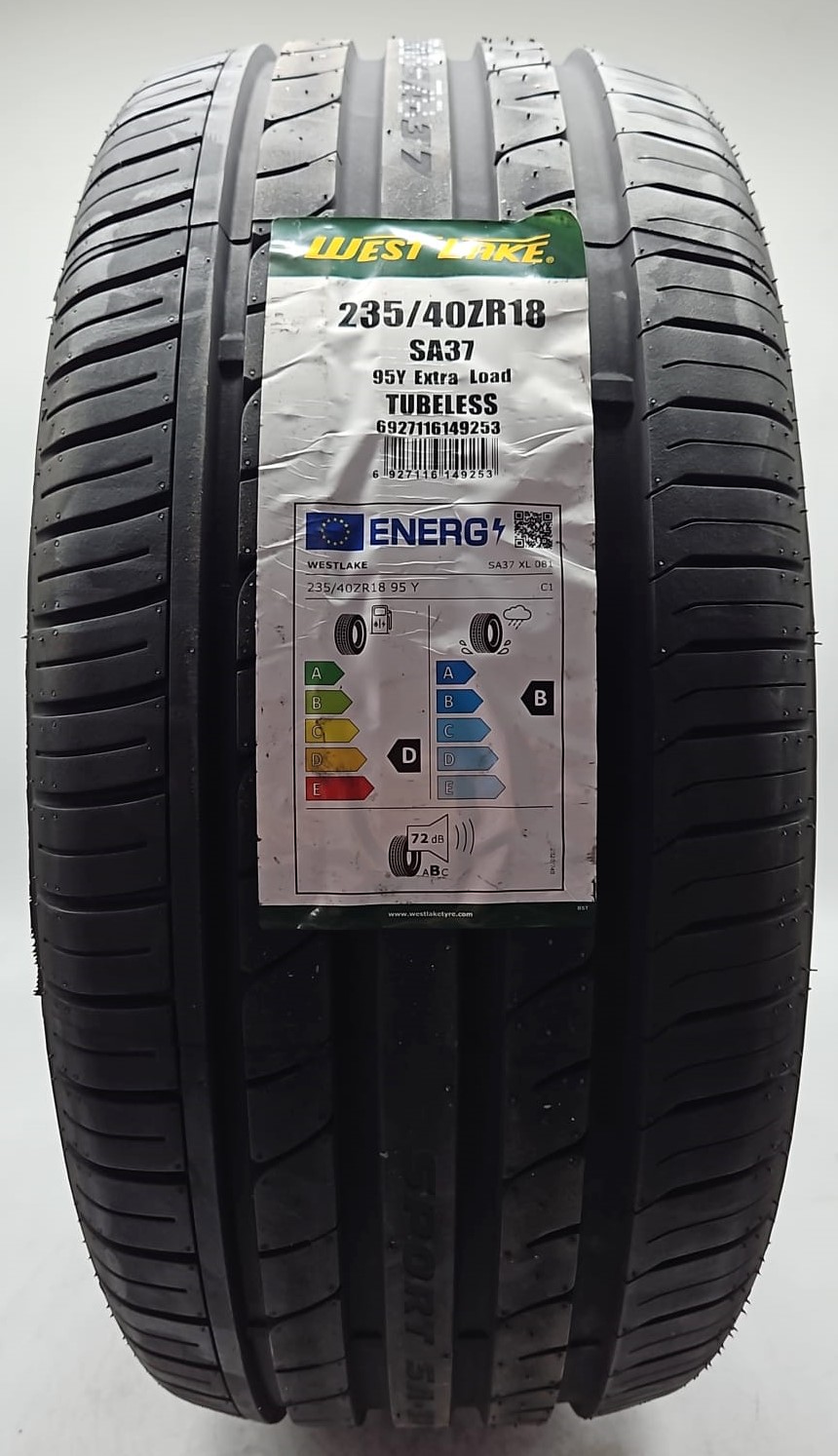 Westlake SPORT SA-37 235/40 R18