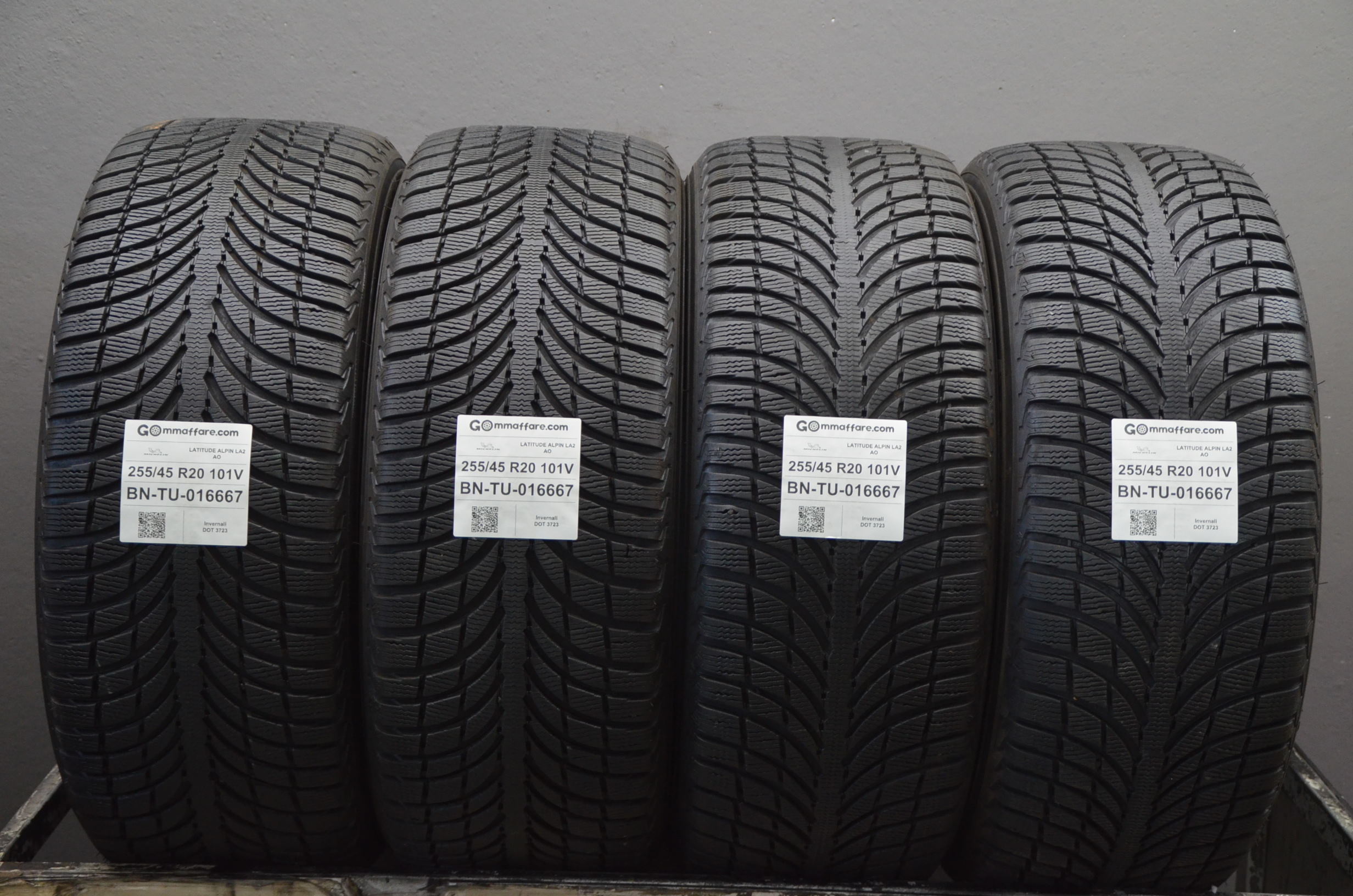 Michelin LATITUDE ALPIN LA2 AO 255/45 R20