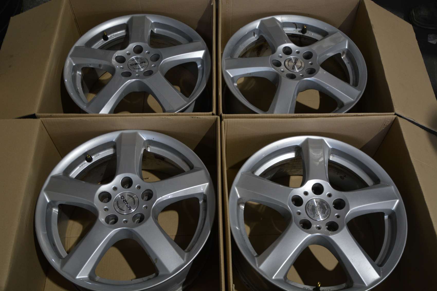 Millemiglia FORD VOLVO 16"