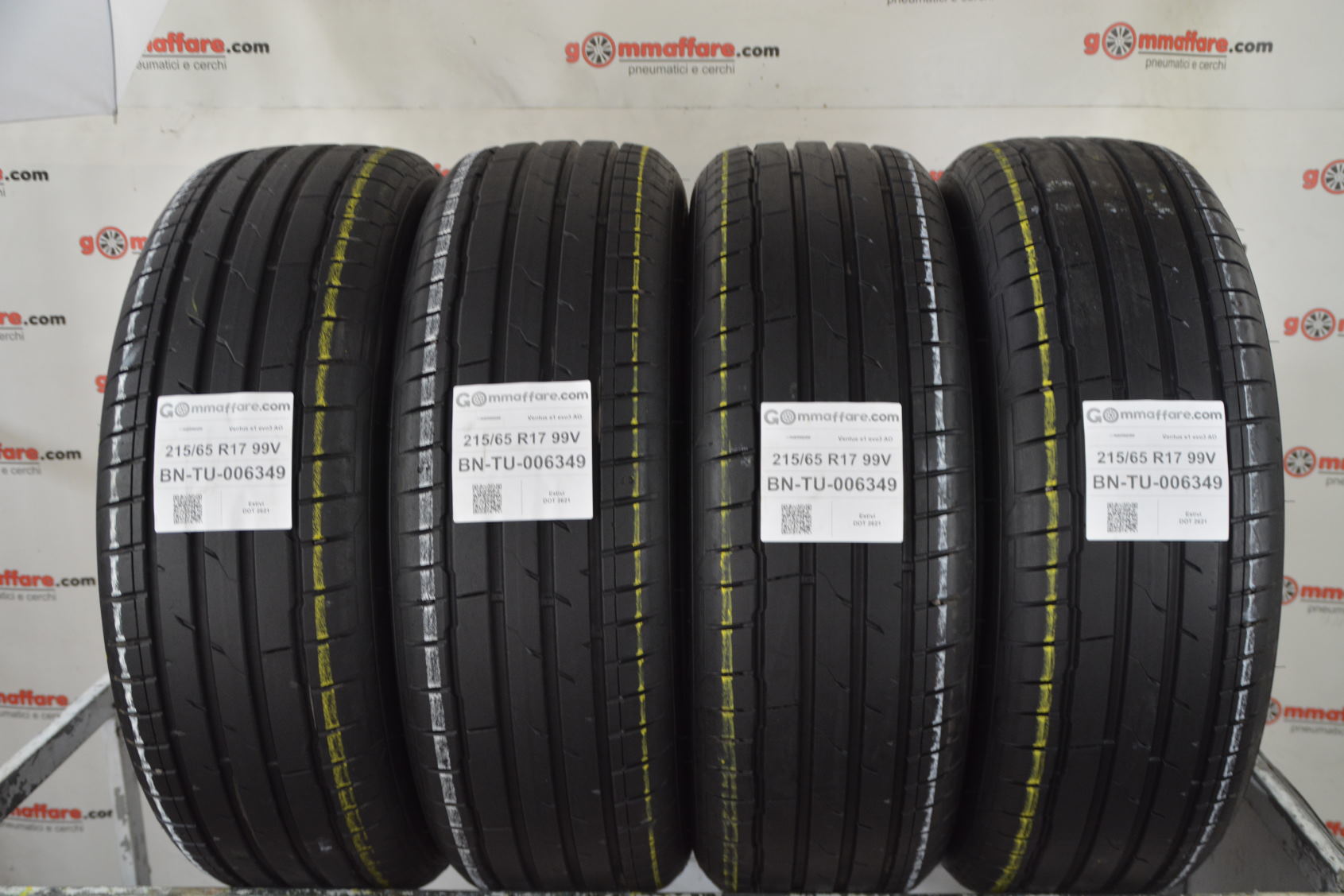 Hankook Ventus s1 evo3 AO 215/65 R17
