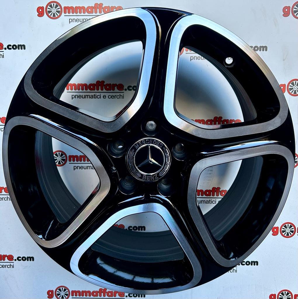 Mercedes Benz CLA CLASSE A B C - A2464011902 17"