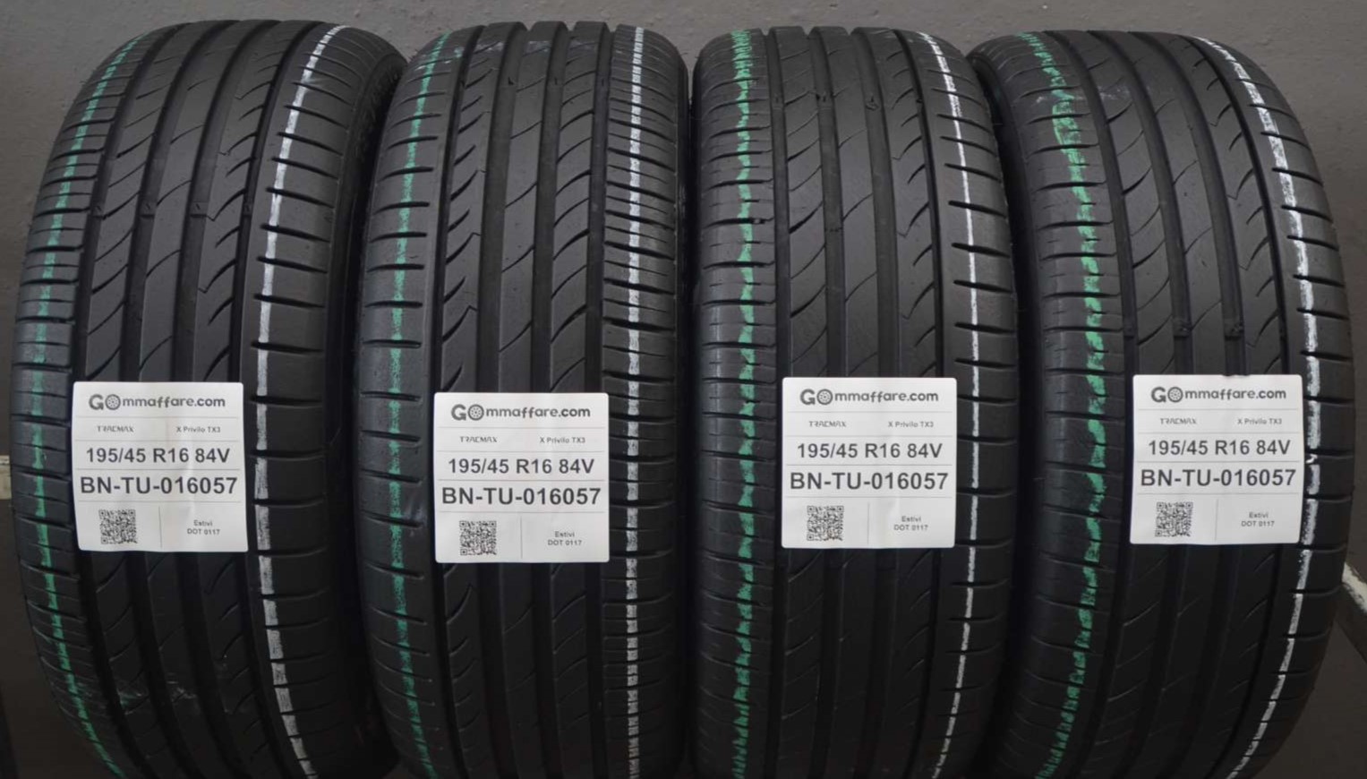 Tracmax X Privilo TX3 195/45 R16