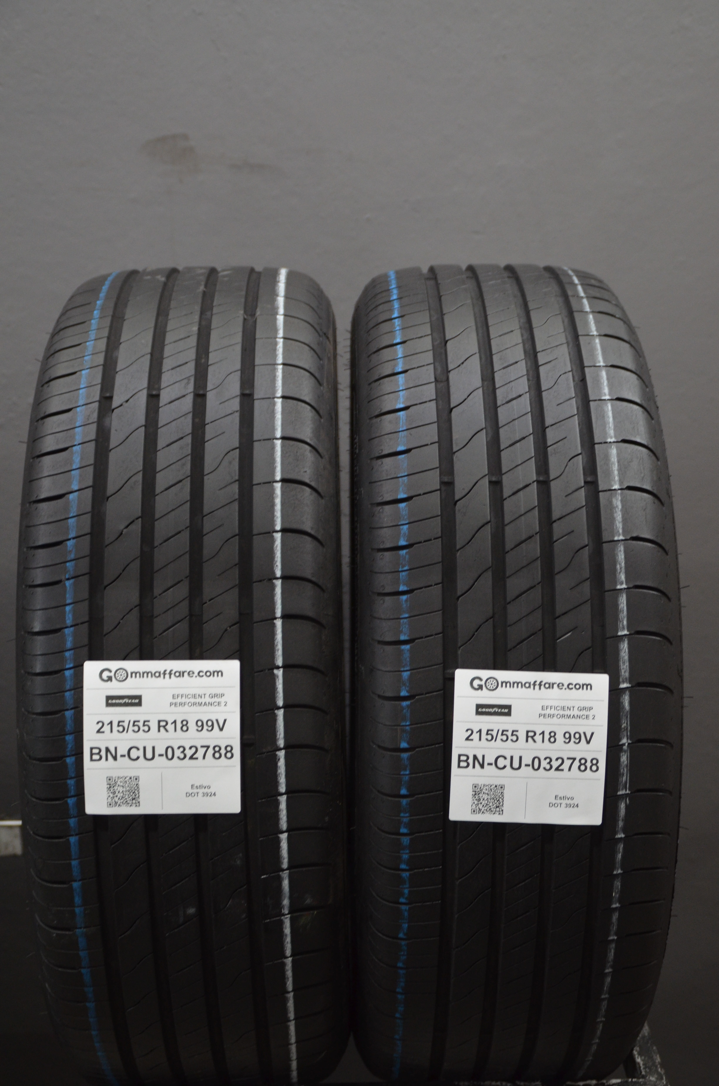 Goodyear EFFICIENT GRIP PERFORMANCE 2 215/55 R18