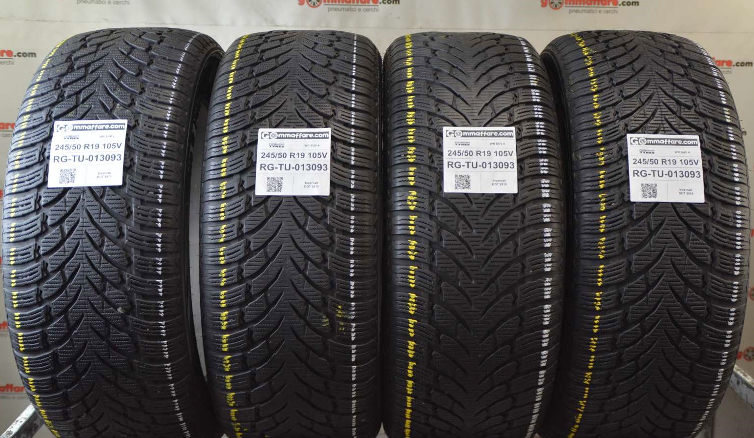 Nokian Tyres WR SUV 4 245/50 R19