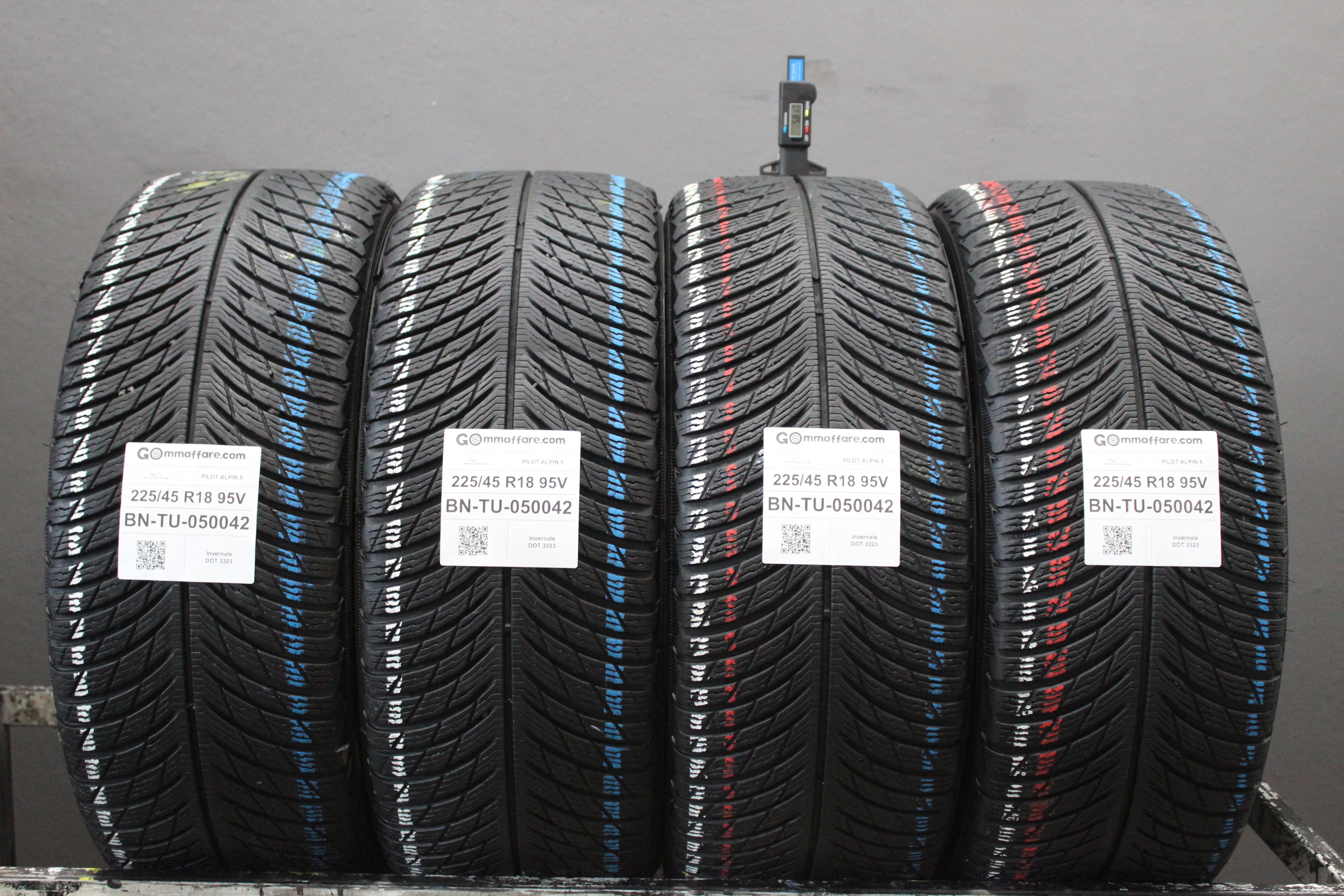 Michelin PILOT ALPIN 5 225/45 R18